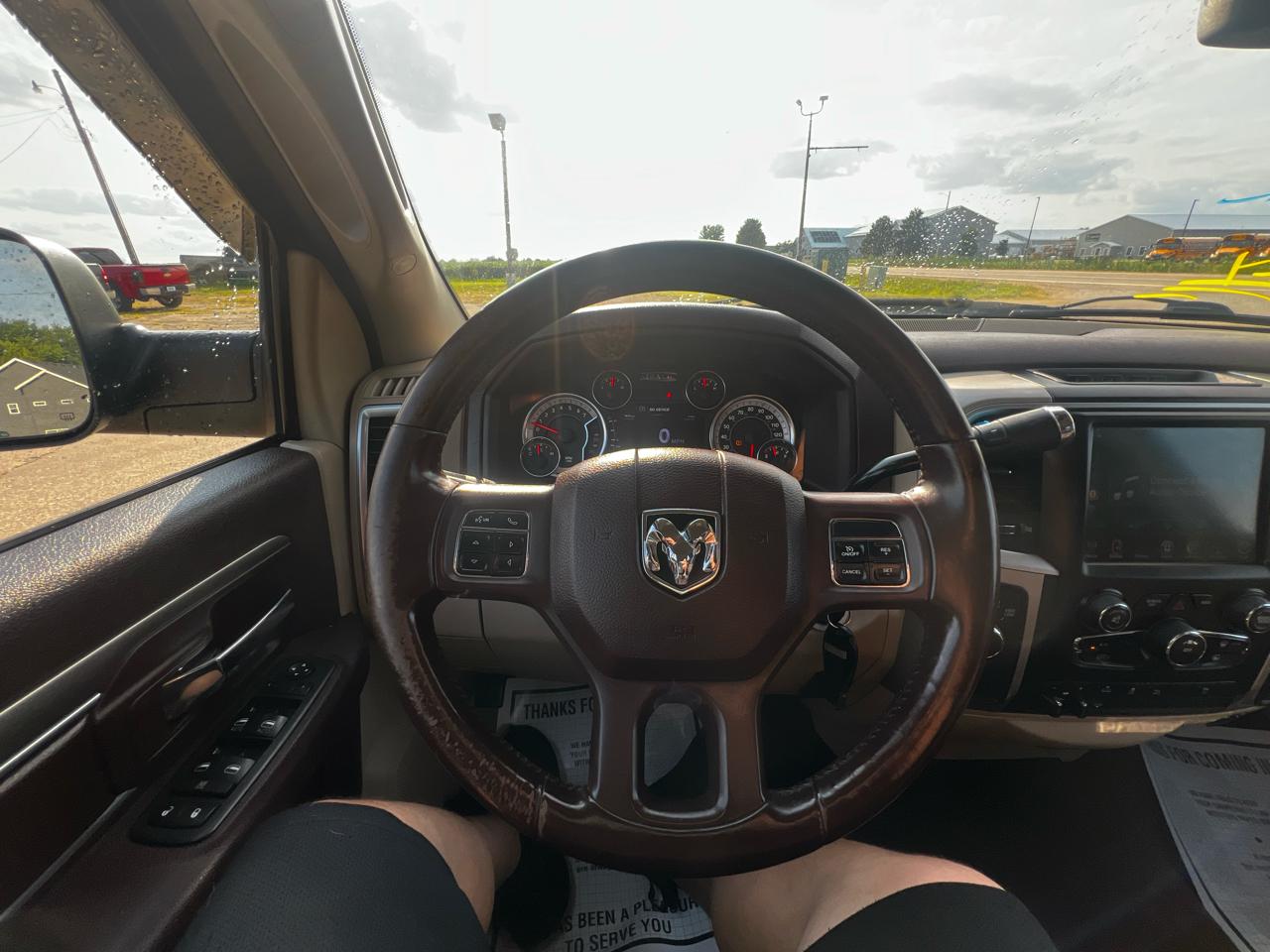 RAM 1500 4WD Crew Cab 140.5" Lone Star 2013