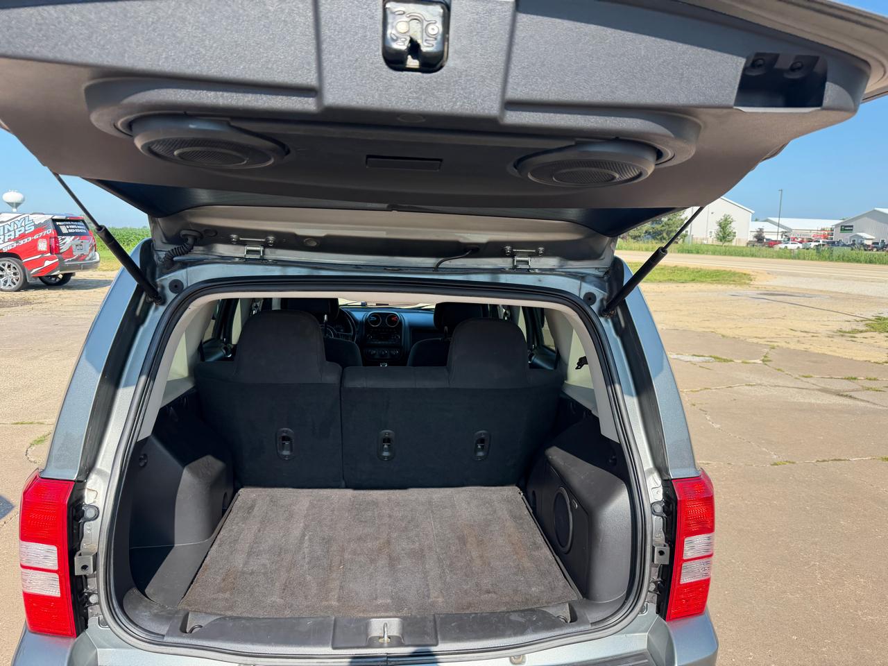 Jeep Patriot 4WD 4dr Latitude 2014