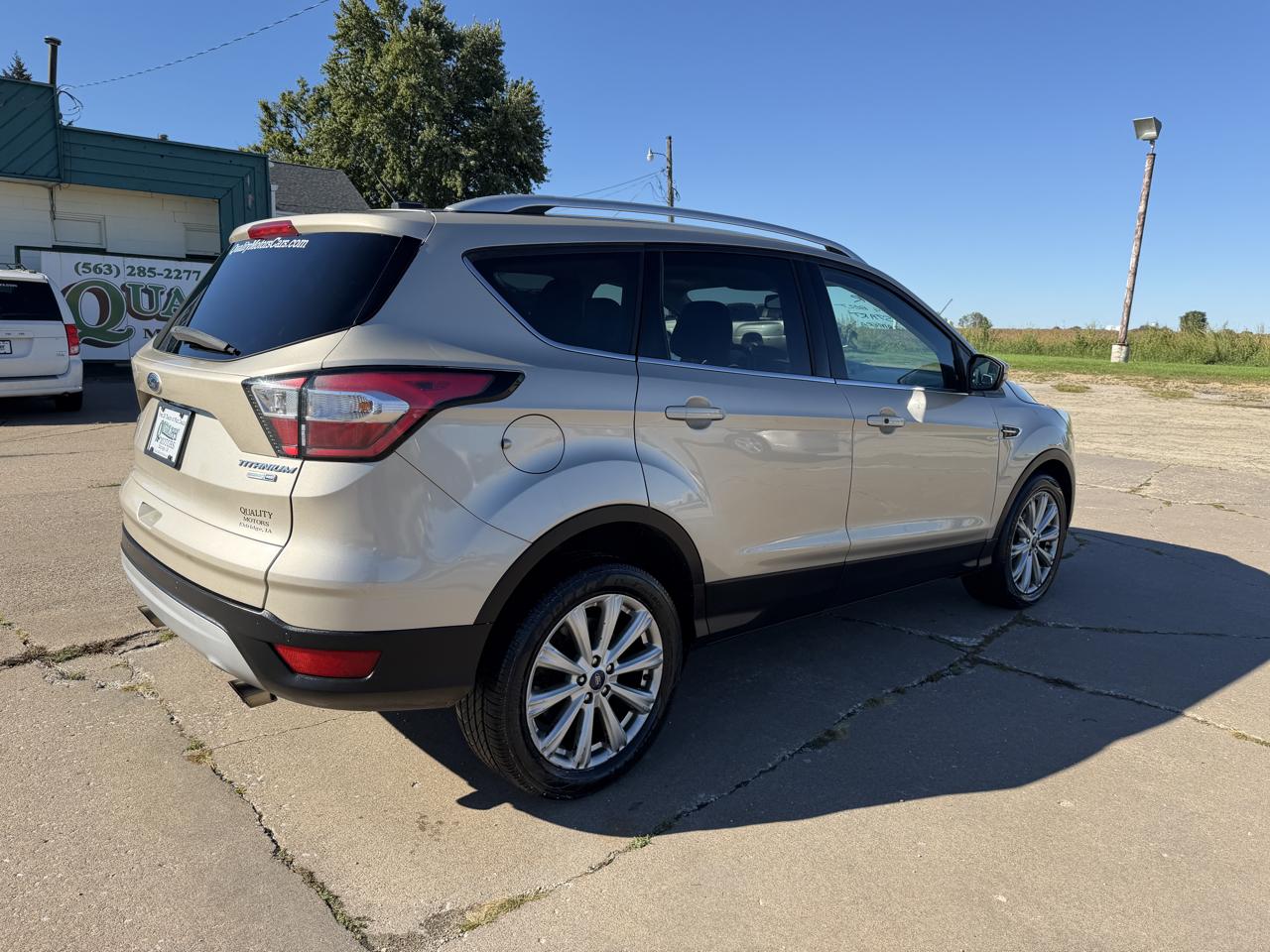 Ford Escape Titanium 4WD 2017