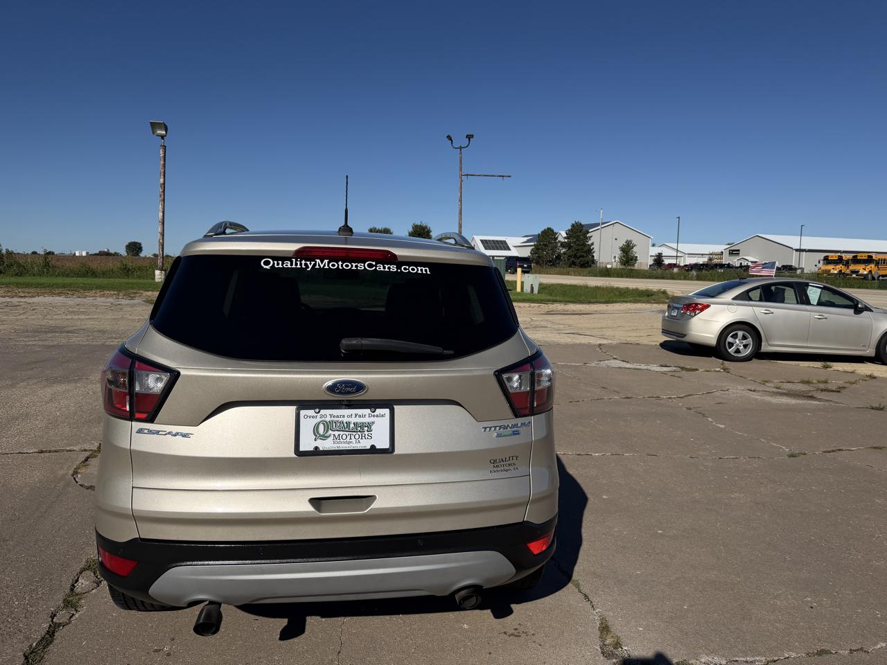 Ford Escape Titanium 4WD 2017