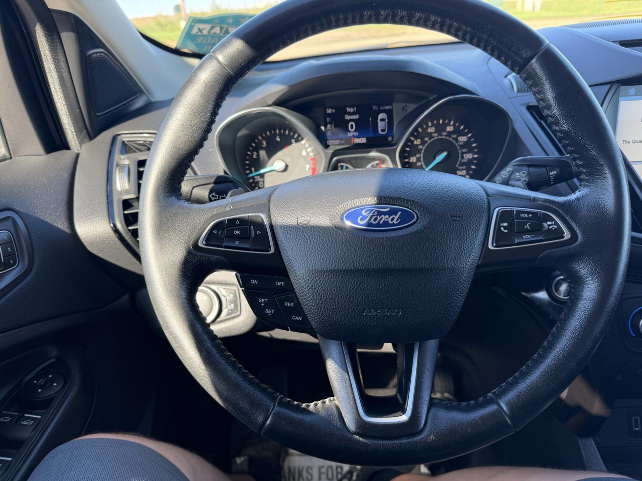 Ford Escape Titanium 4WD 2017