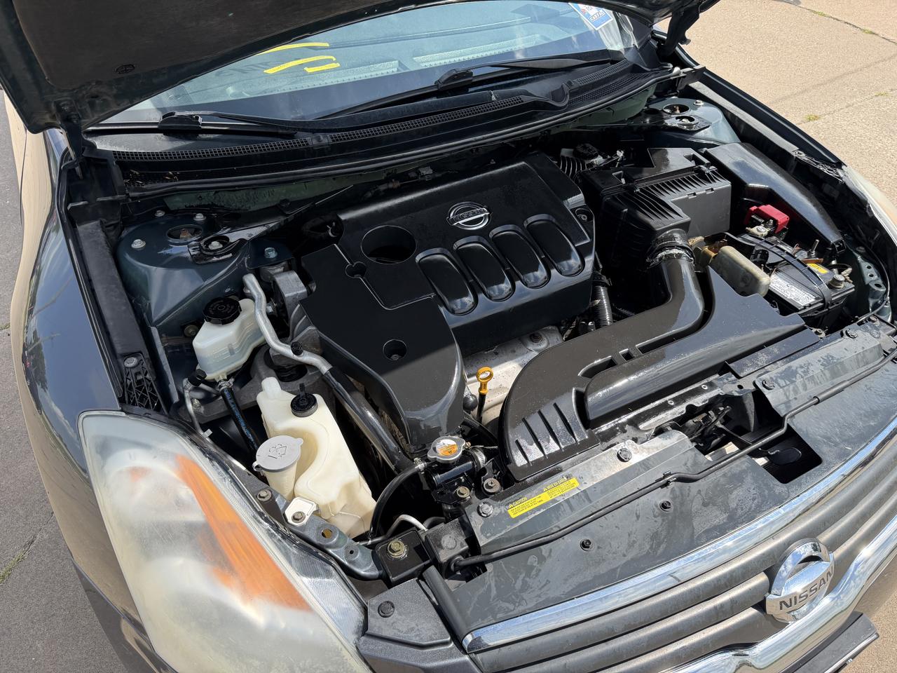 Nissan Altima 4dr Sdn I4 Manual 2.5 S 2007