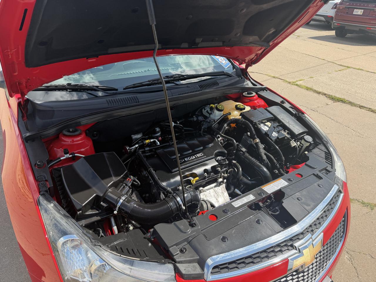 Chevrolet Cruze 4dr Sdn Auto 1LT 2013