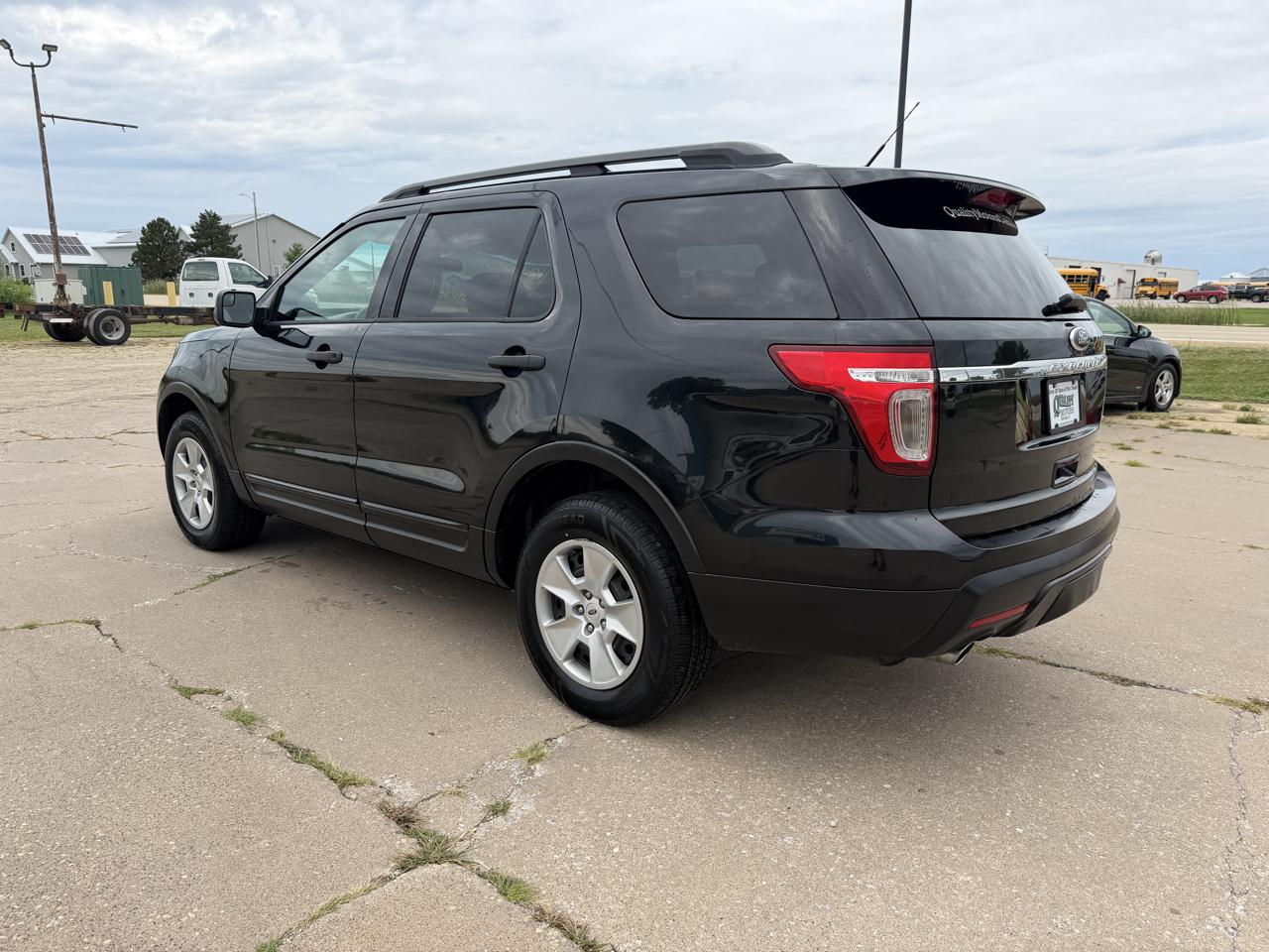 Ford Explorer 4WD 4dr Base 2013