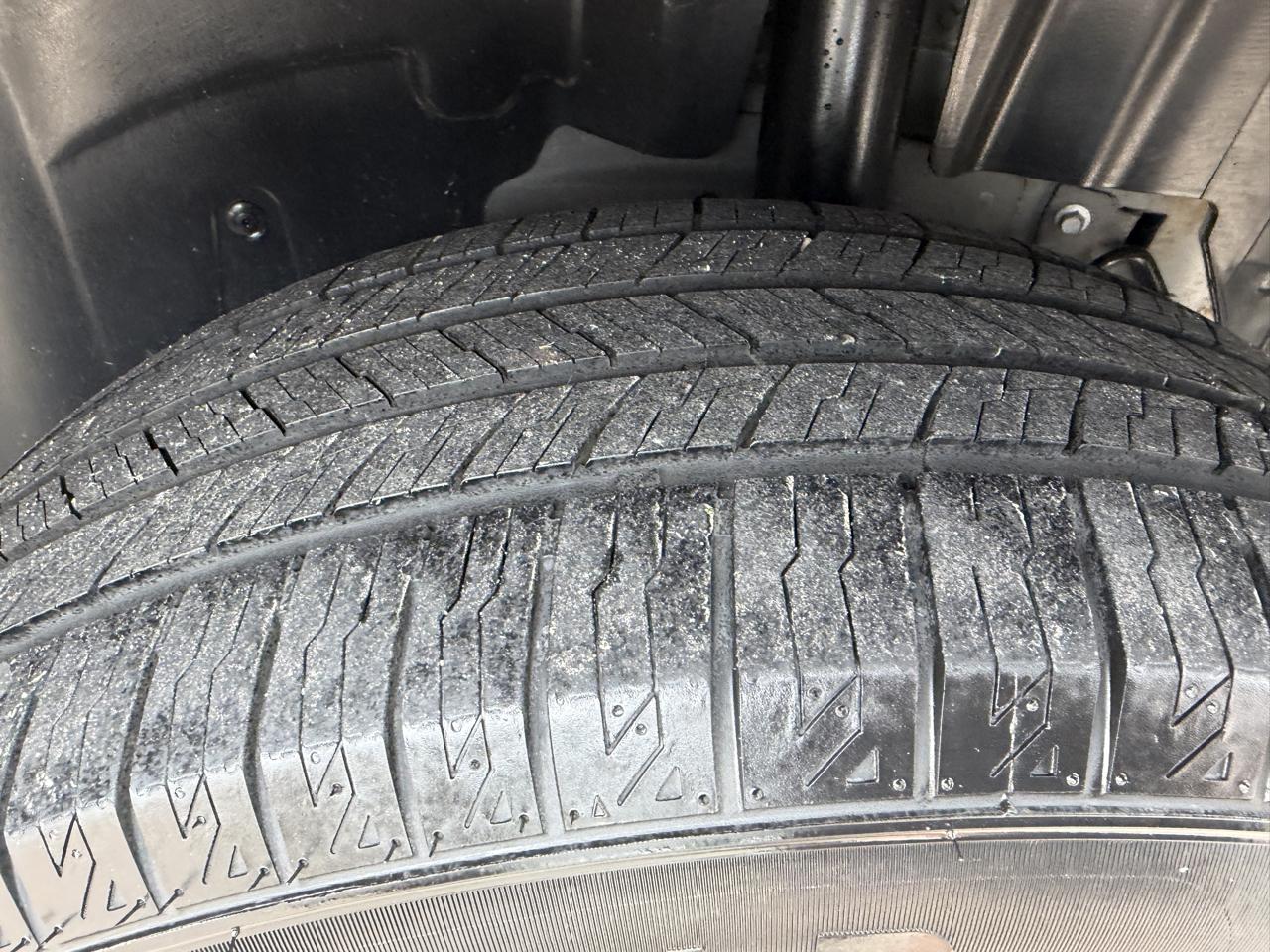 Ford Explorer 4WD 4dr Base 2013