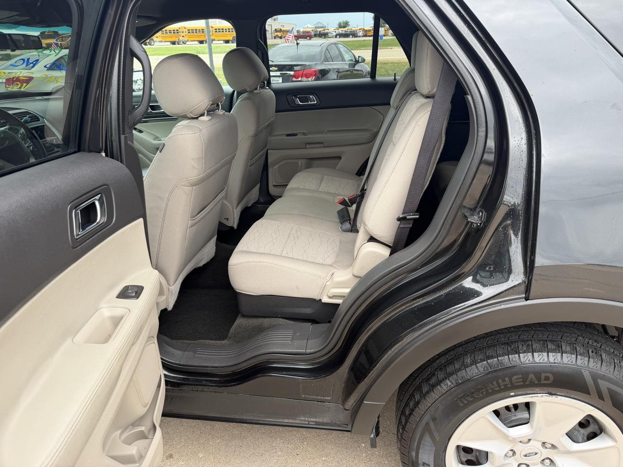 Ford Explorer 4WD 4dr Base 2013