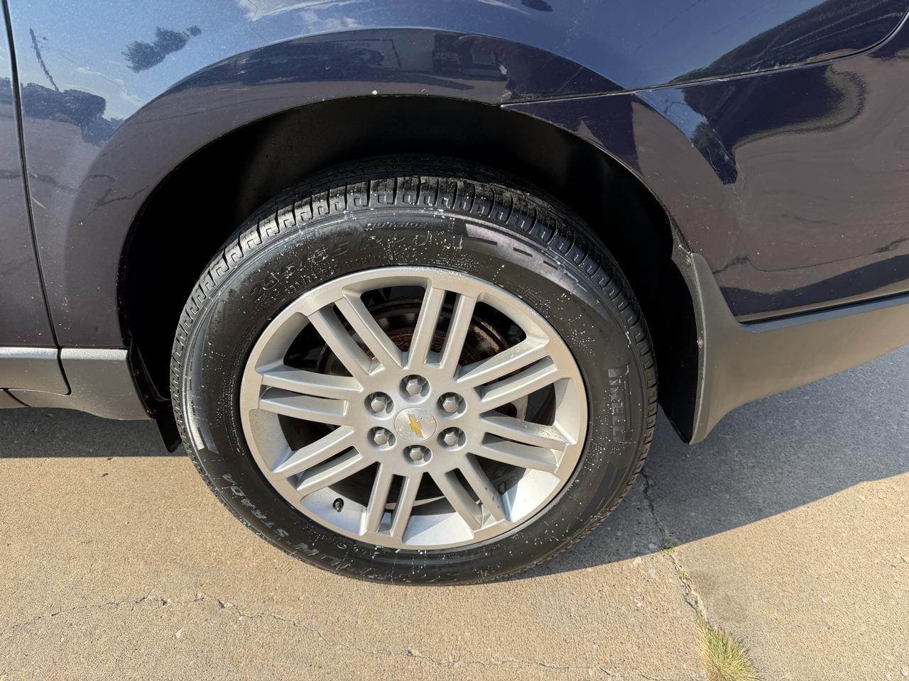 Chevrolet Traverse AWD 4dr LT w/1LT 2015