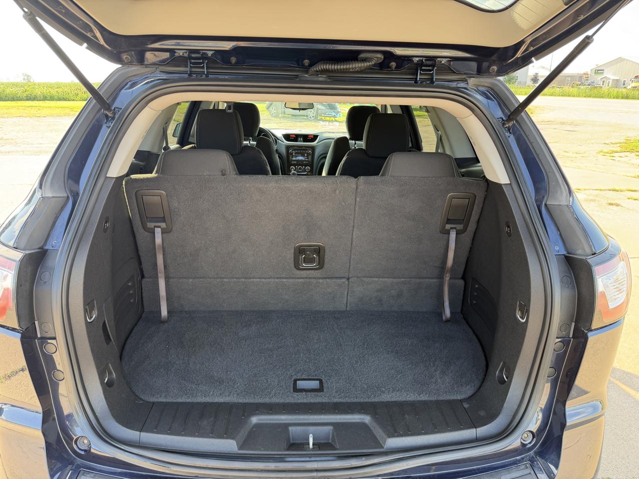 Chevrolet Traverse AWD 4dr LT w/1LT 2015