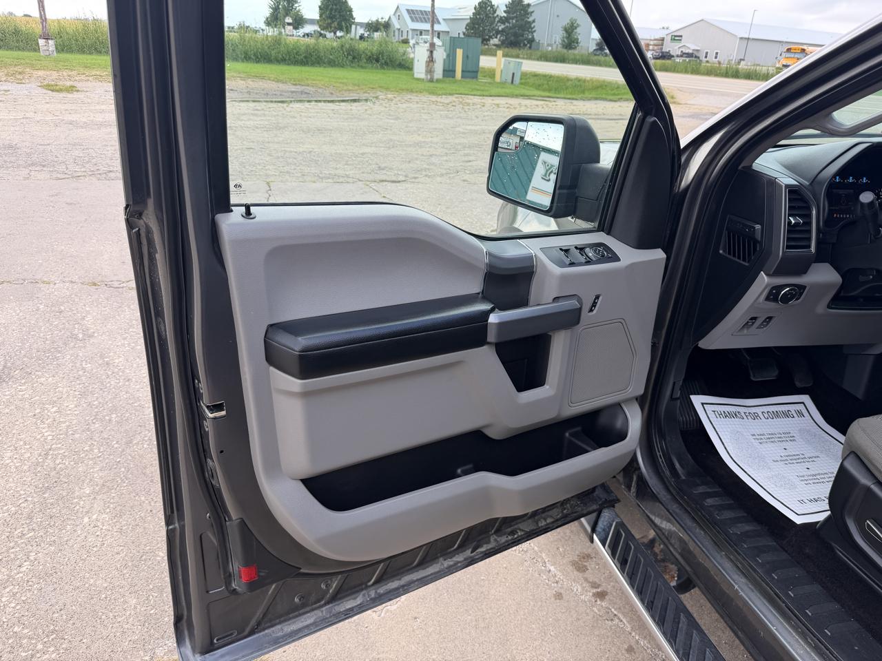 Ford F-150 Supercab 145" XLT 2017