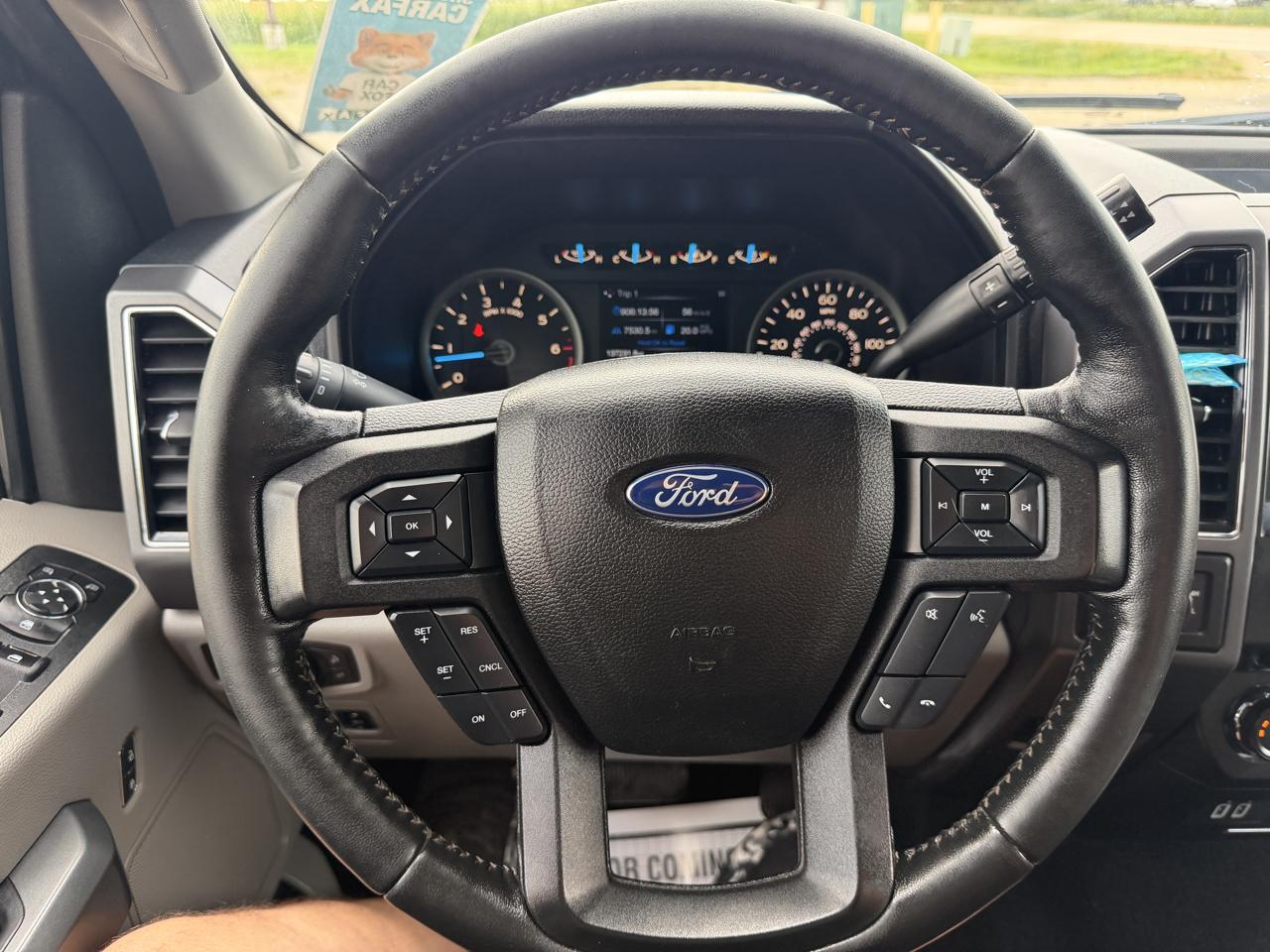 Ford F-150 Supercab 145" XLT 2017