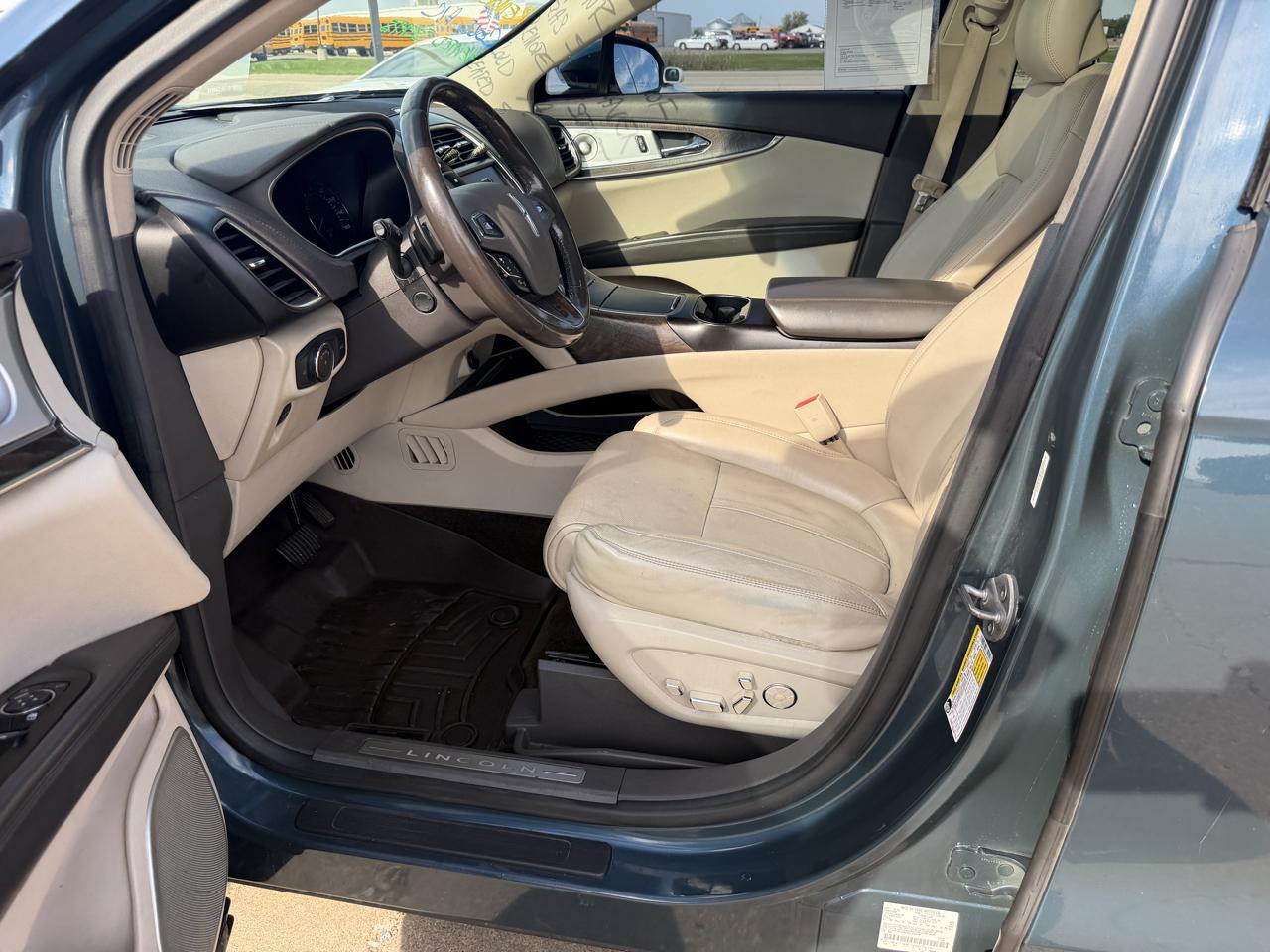 Lincoln MKX FWD 4dr Reserve 2016