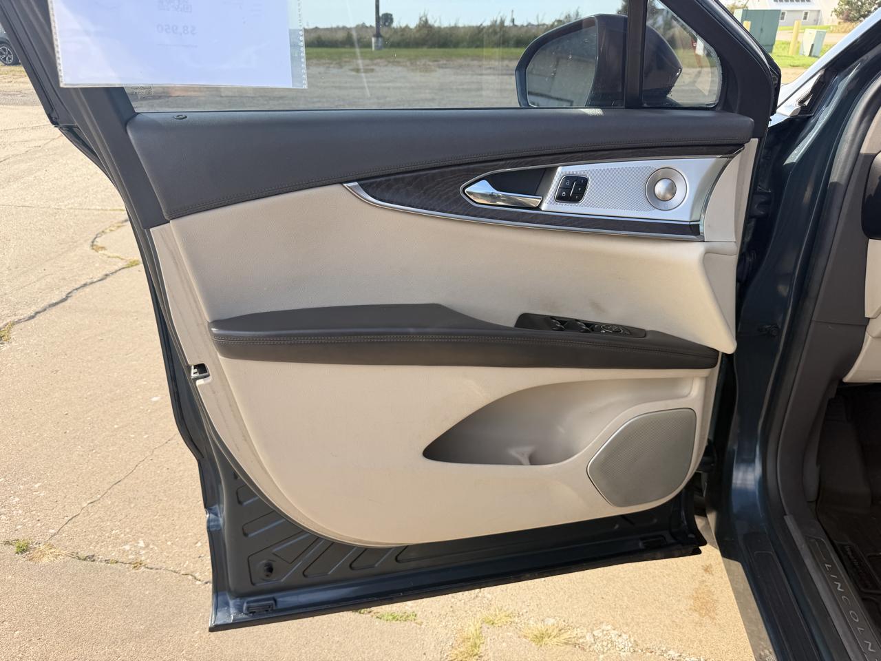 Lincoln MKX FWD 4dr Reserve 2016