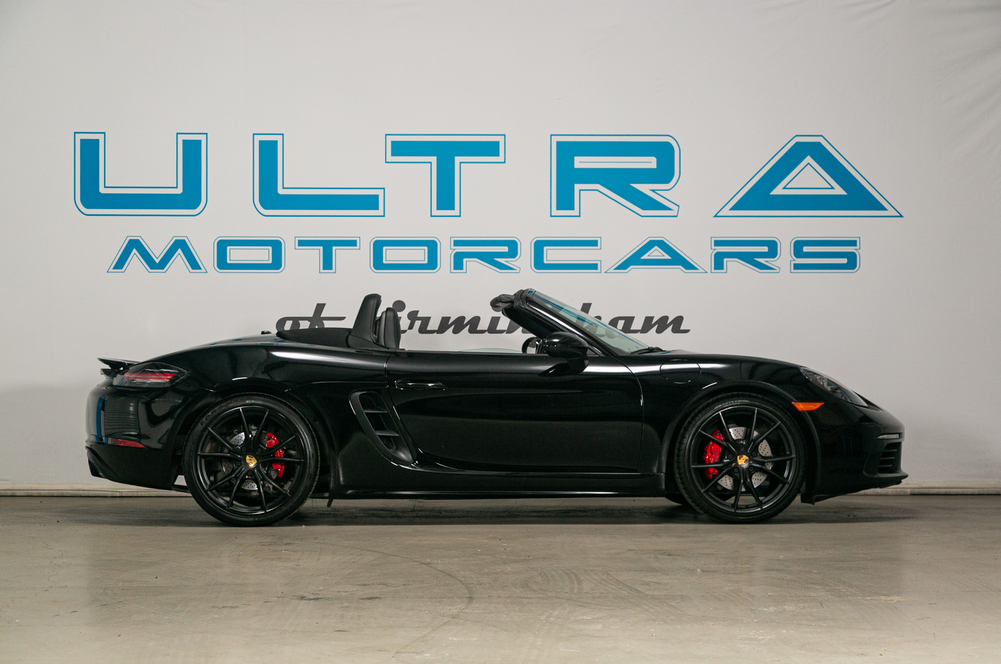 Porsche 718 Boxster Roadster 2018 Porsche 718 Boxster Roadster 2018