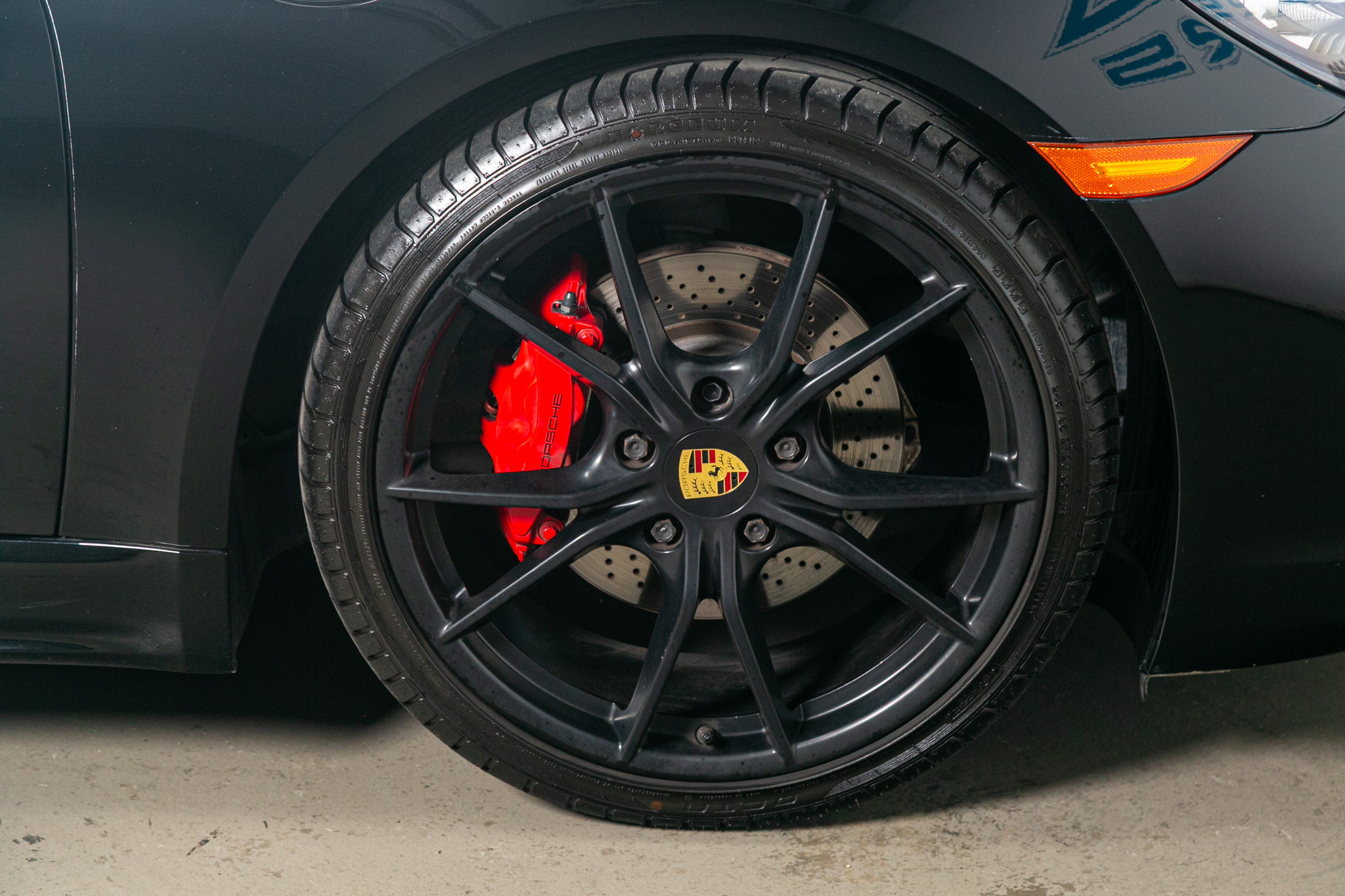 Porsche 718 Boxster Roadster 2018 Porsche 718 Boxster Roadster 2018