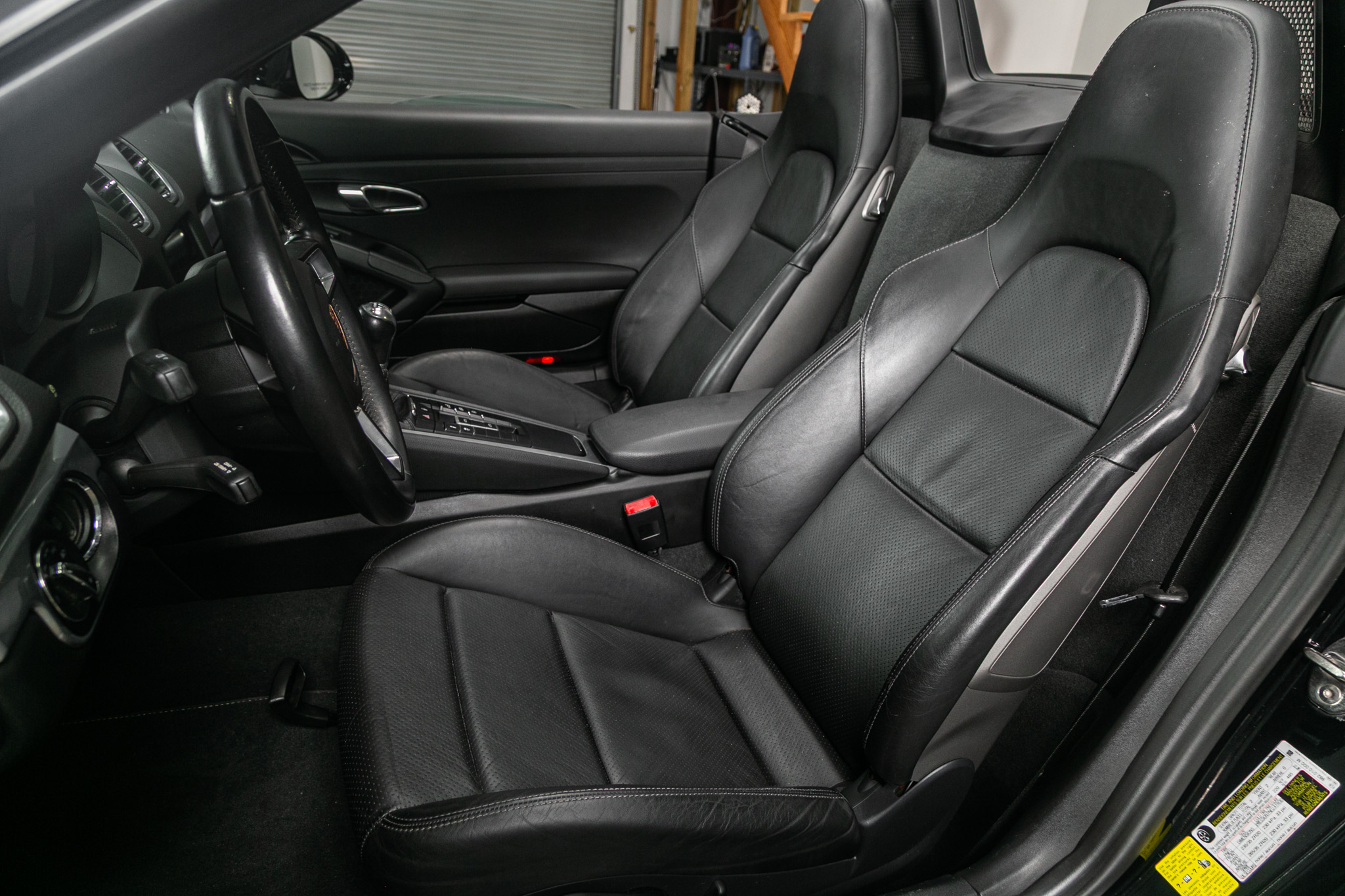 Porsche 718 Boxster Roadster 2018 Porsche 718 Boxster Roadster 2018