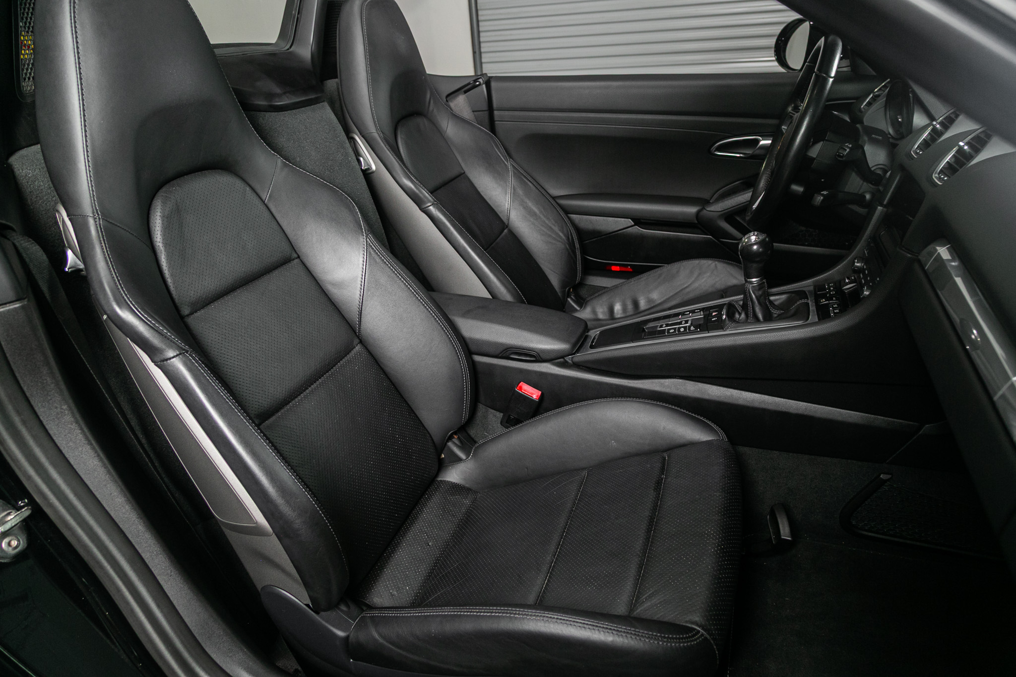 Porsche 718 Boxster Roadster 2018 Porsche 718 Boxster Roadster 2018