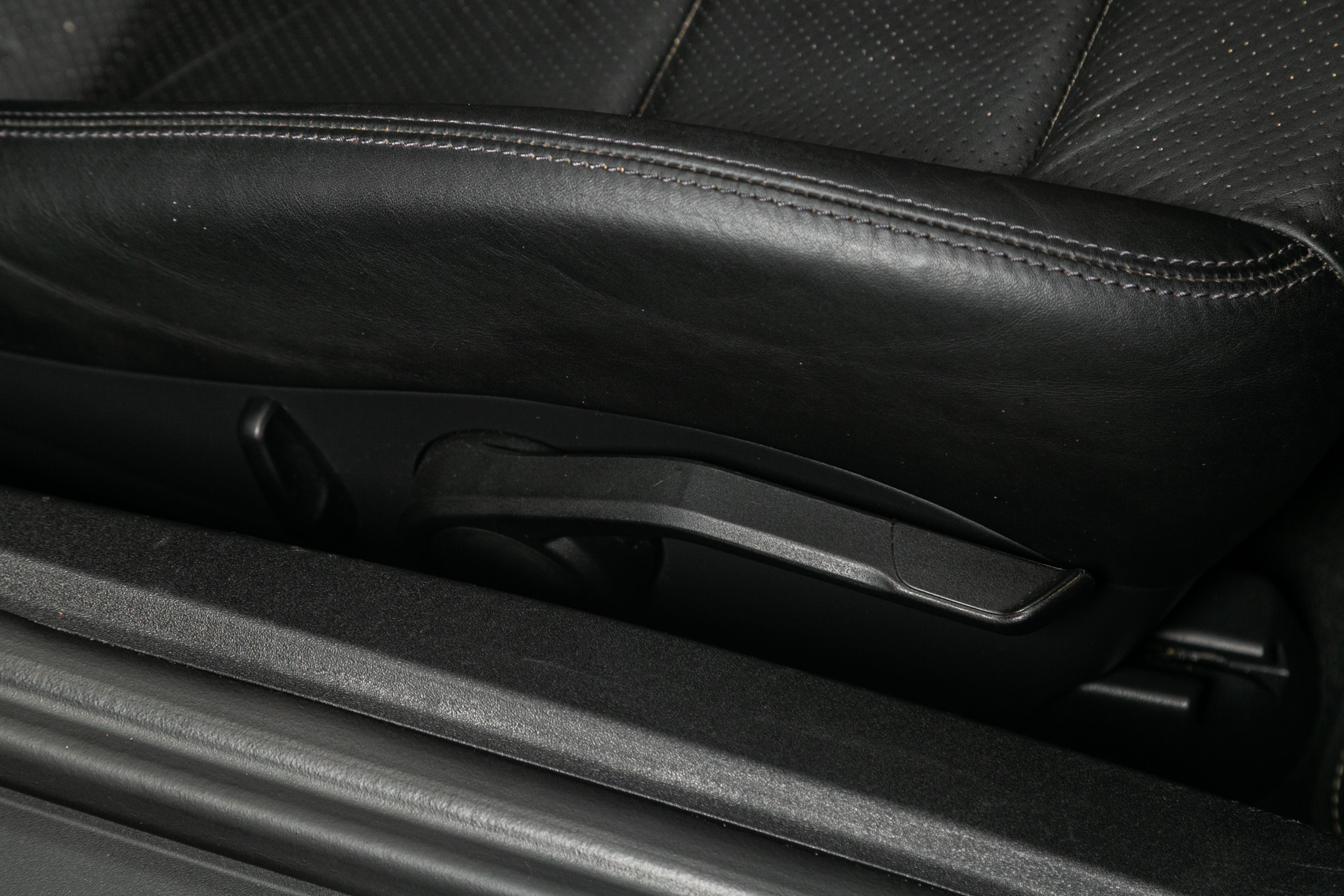 Porsche 718 Boxster Roadster 2018 Porsche 718 Boxster Roadster 2018