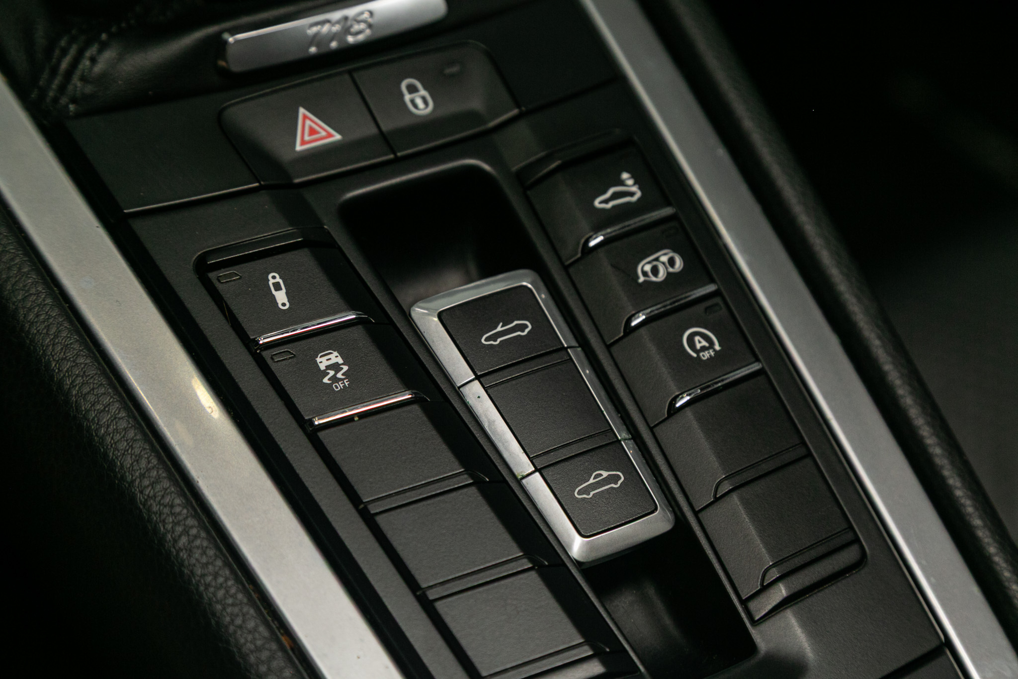 Porsche 718 Boxster Roadster 2018 Porsche 718 Boxster Roadster 2018