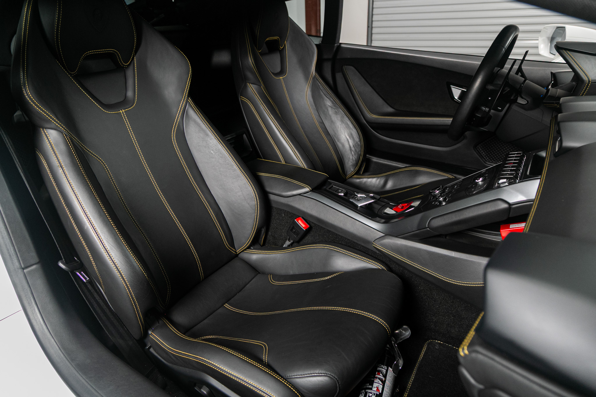 Lamborghini Huracan 2dr Cpe LP 610-4 2015