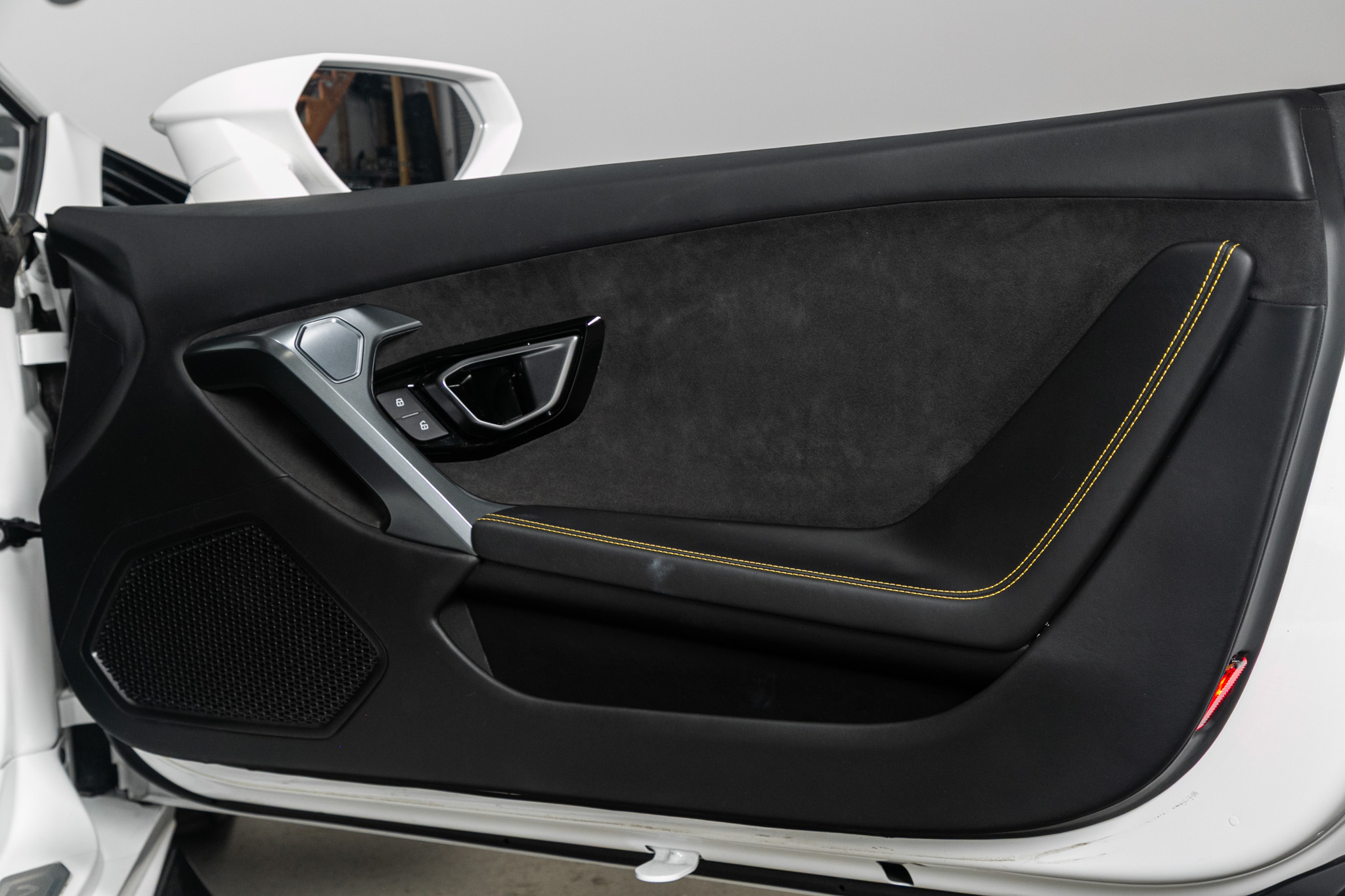 Lamborghini Huracan 2dr Cpe LP 610-4 2015