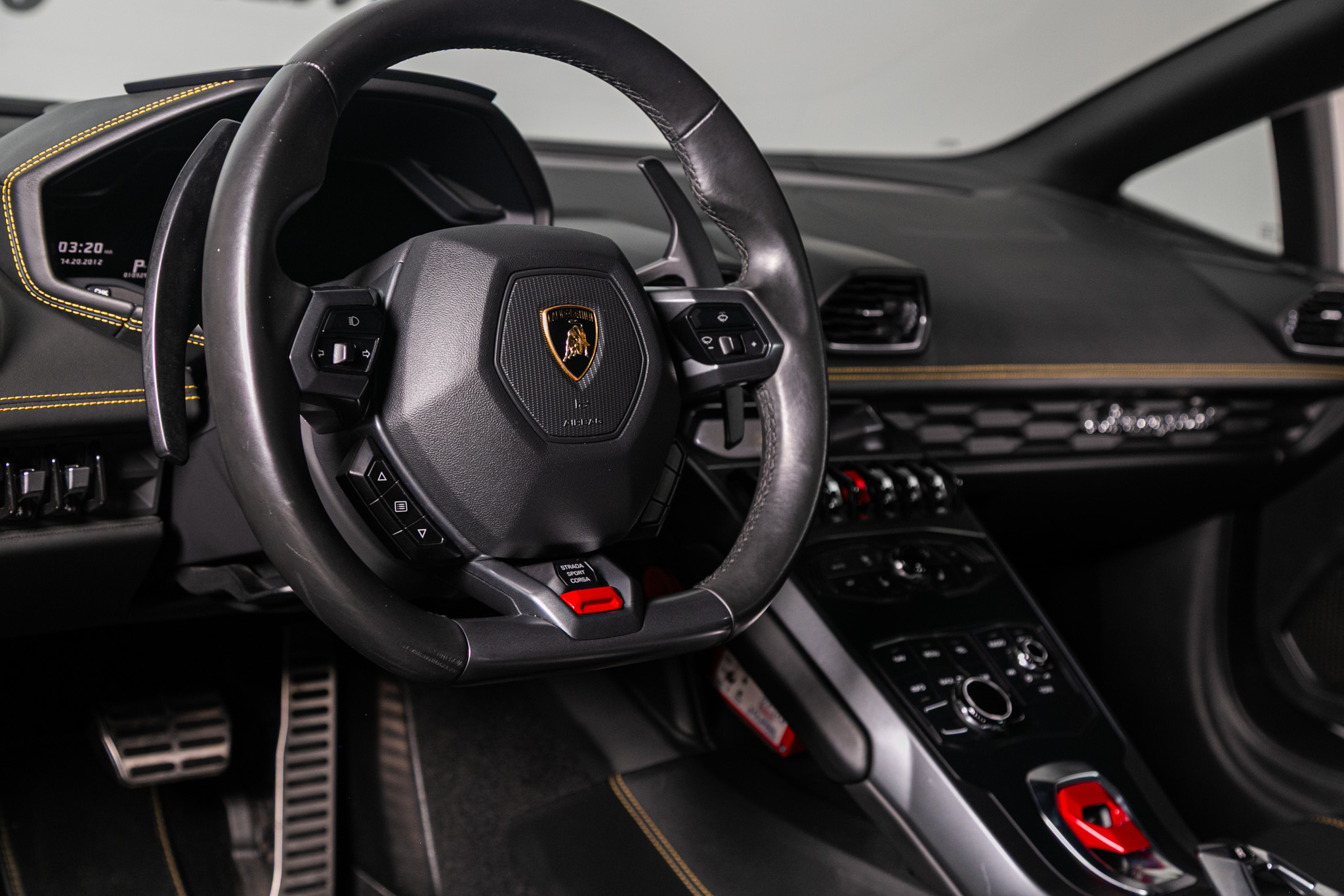 Lamborghini Huracan 2dr Cpe LP 610-4 2015