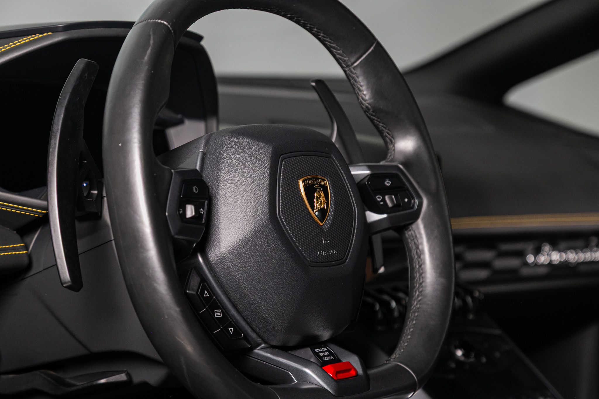 Lamborghini Huracan 2dr Cpe LP 610-4 2015