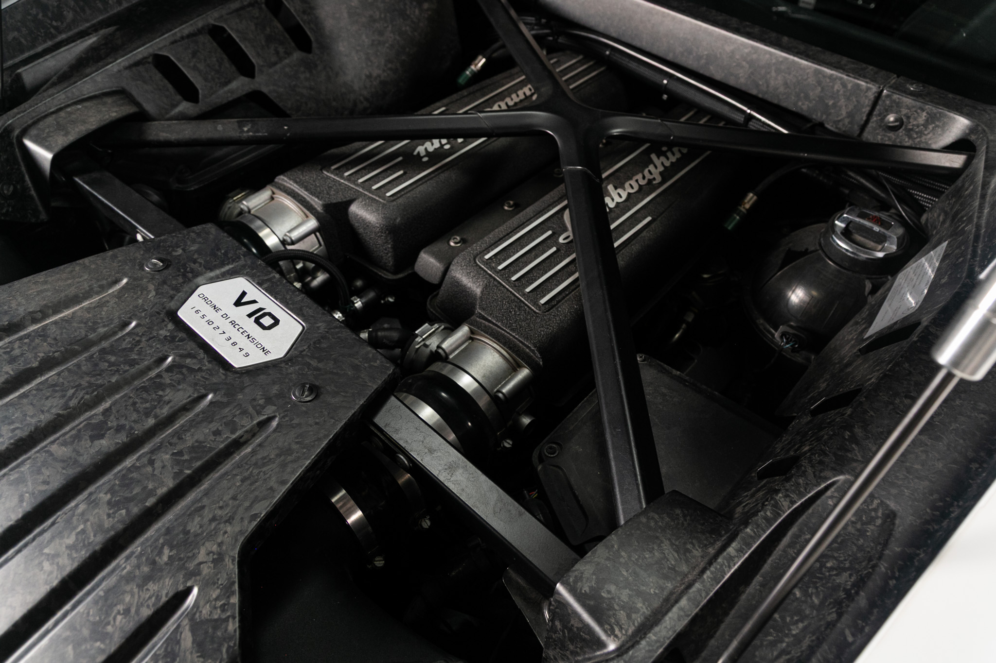 Lamborghini Huracan 2dr Cpe LP 610-4 2015