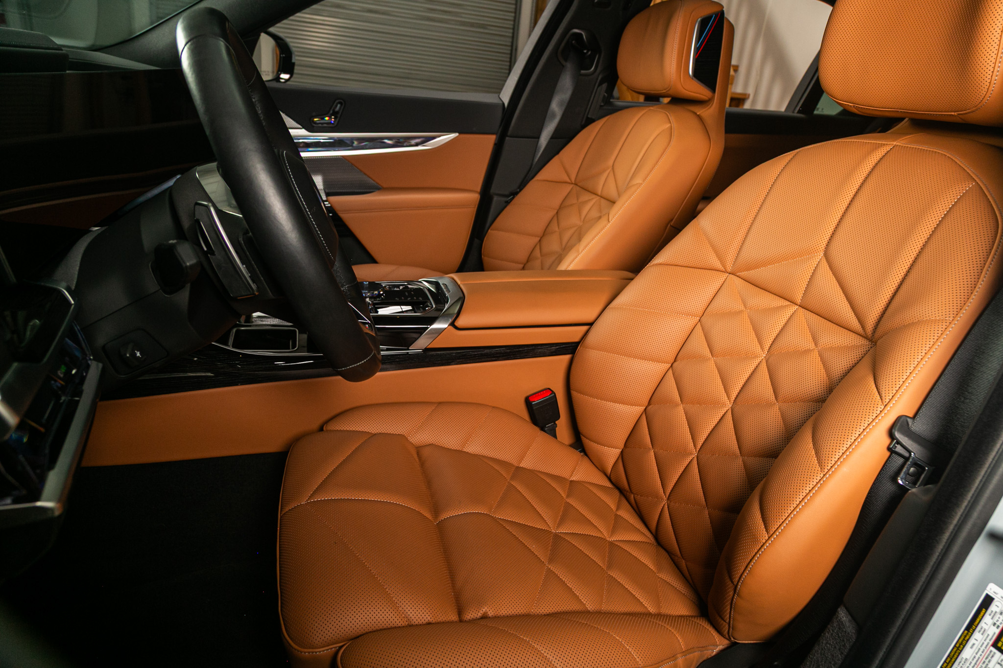 BMW 7 Series 740i Sedan 2024