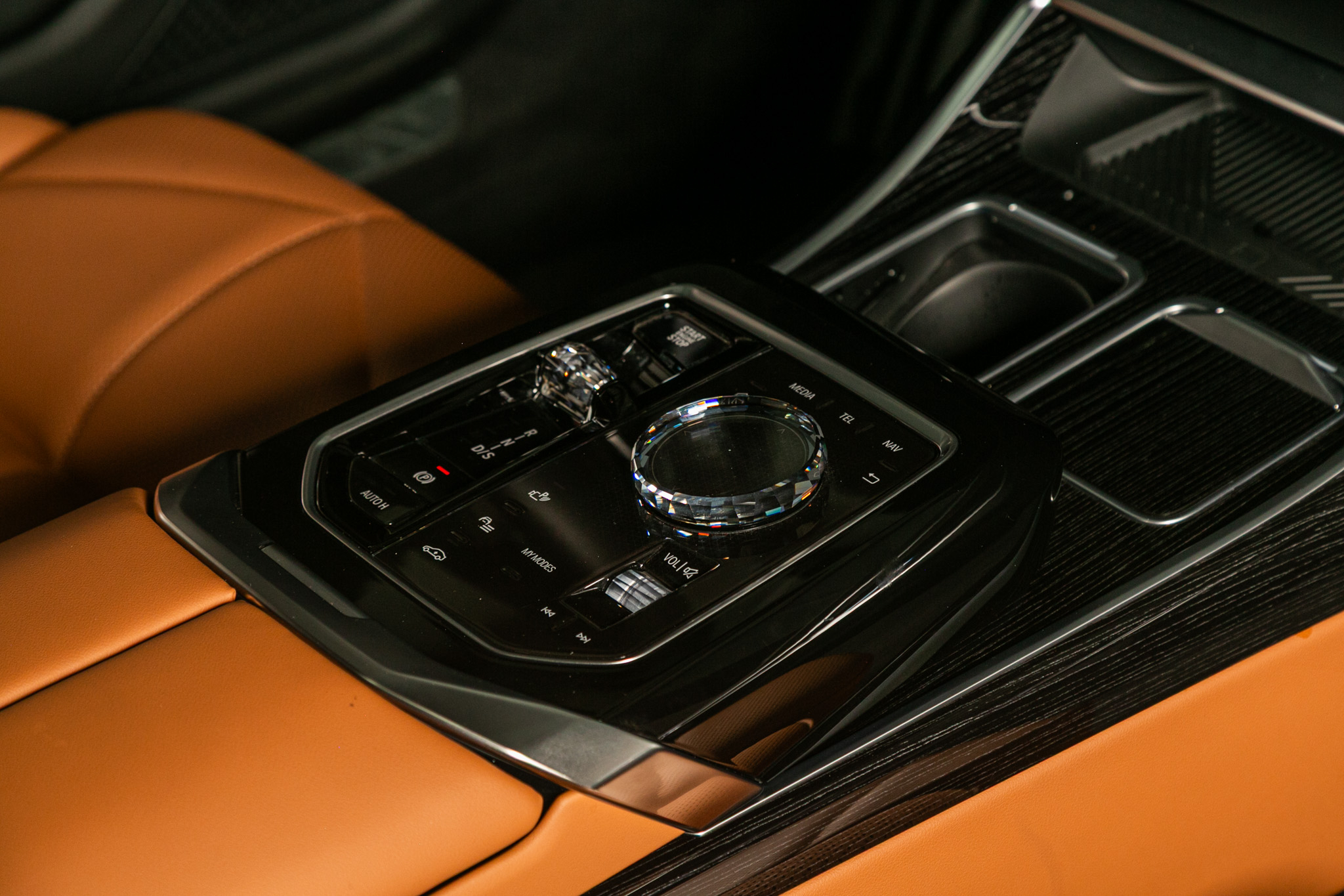 BMW 7 Series 740i Sedan 2024