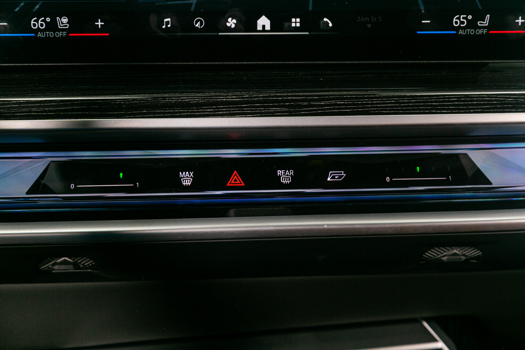 BMW 7 Series 740i Sedan 2024