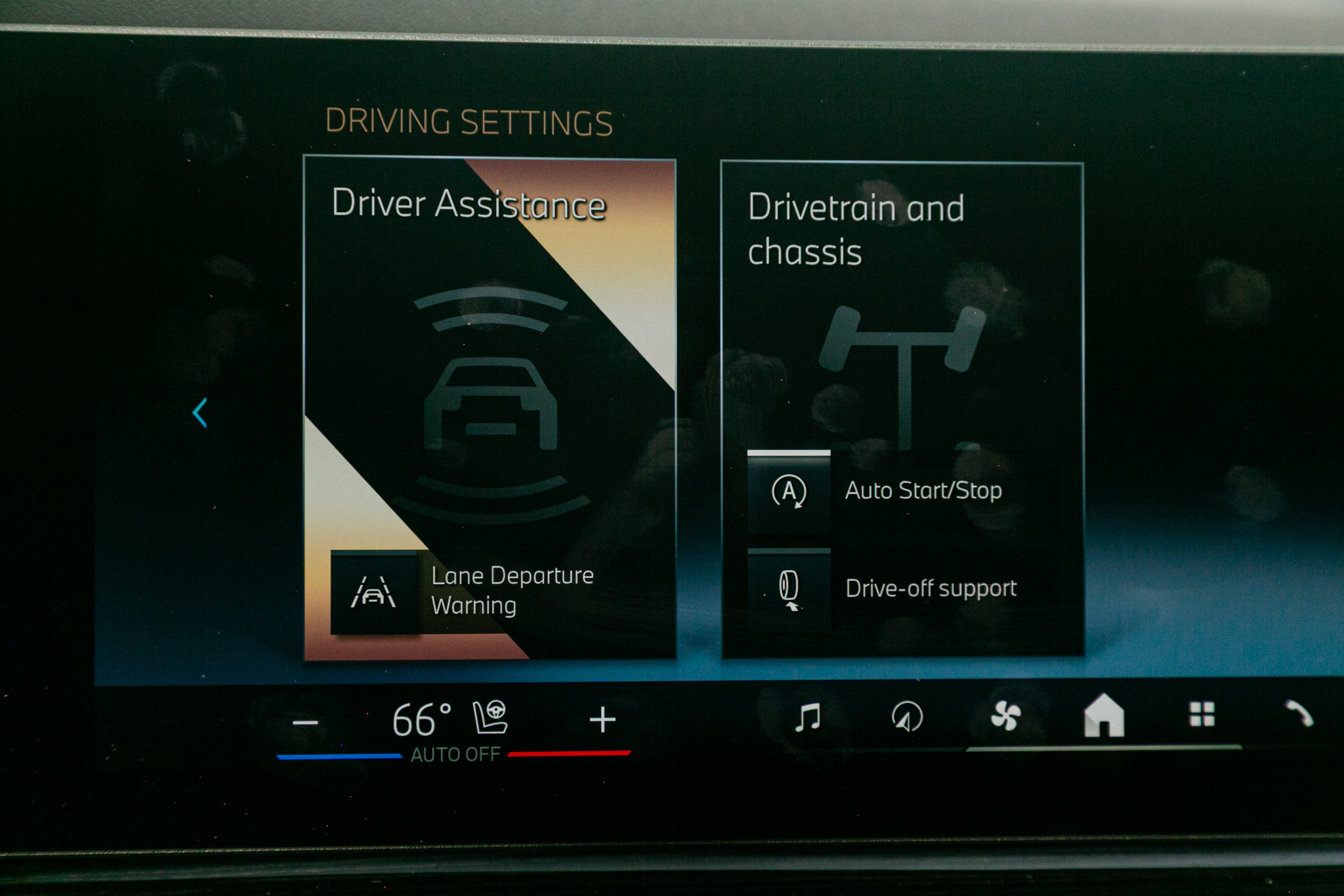 BMW 7 Series 740i Sedan 2024