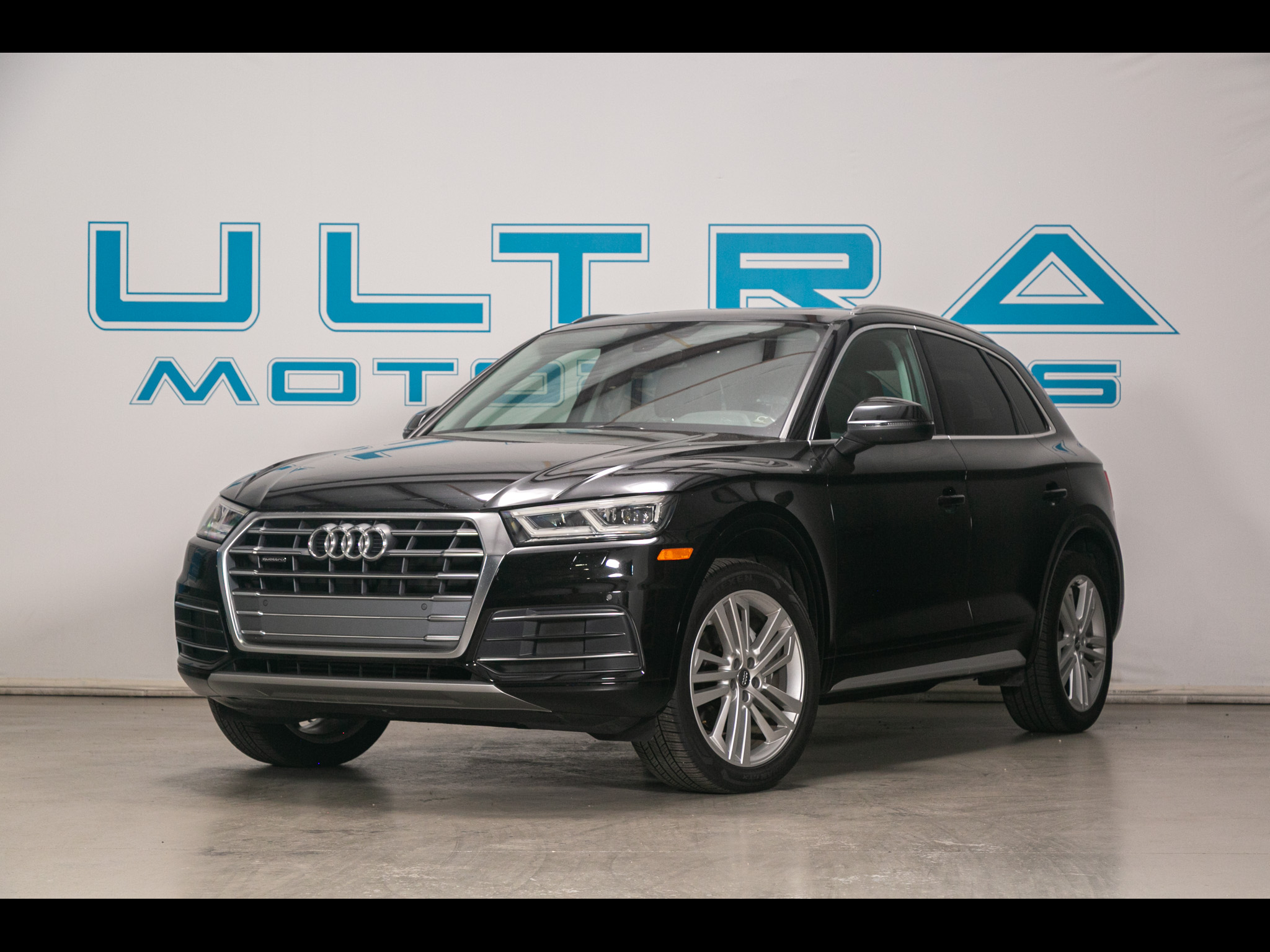2019 Audi Q5 Premium Plus 45 TFSI quattro