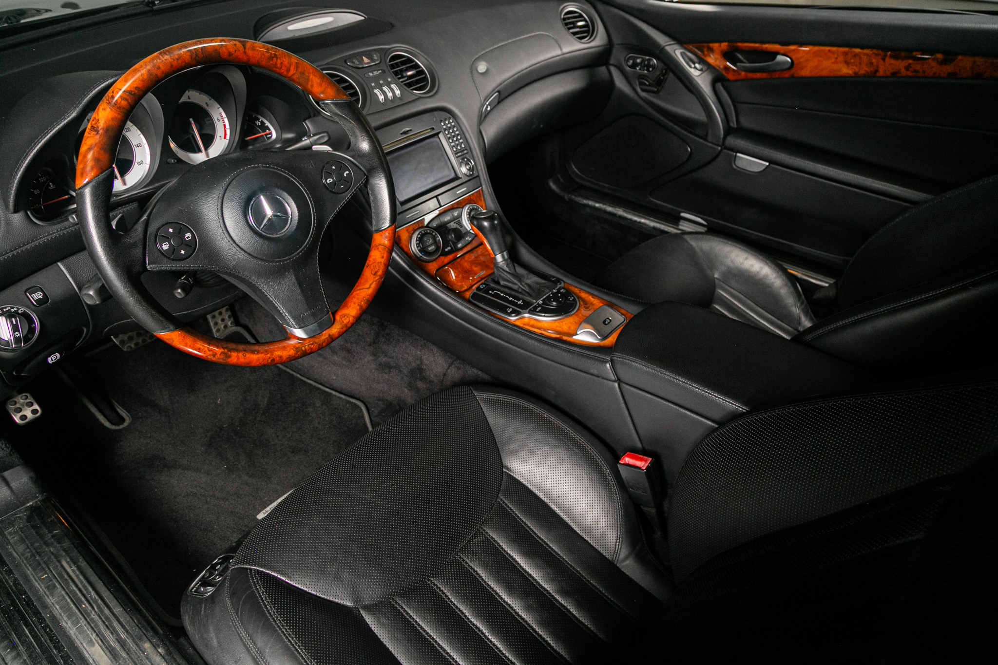 Mercedes-Benz SL-Class 2dr Roadster 5.5L V8 2009