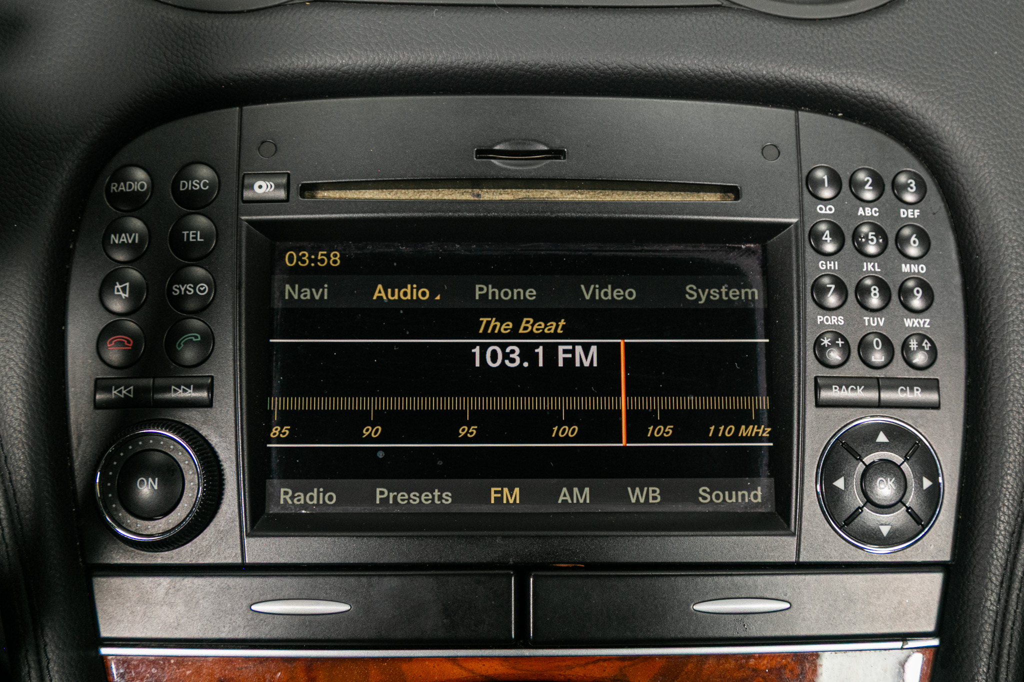 Mercedes-Benz SL-Class 2dr Roadster 5.5L V8 2009