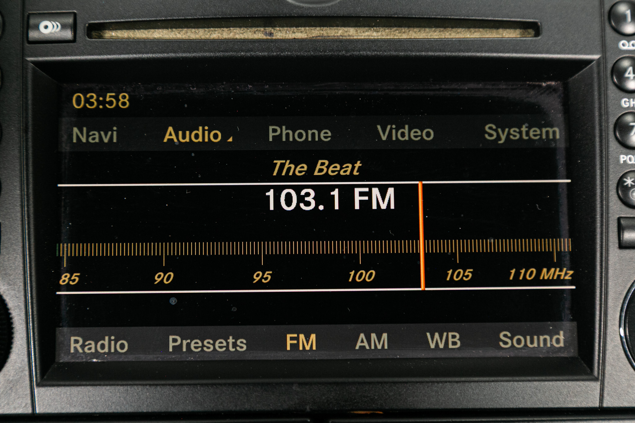 Mercedes-Benz SL-Class 2dr Roadster 5.5L V8 2009