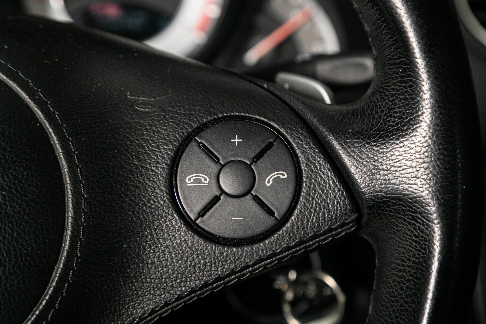 Mercedes-Benz SL-Class 2dr Roadster 5.5L V8 2009