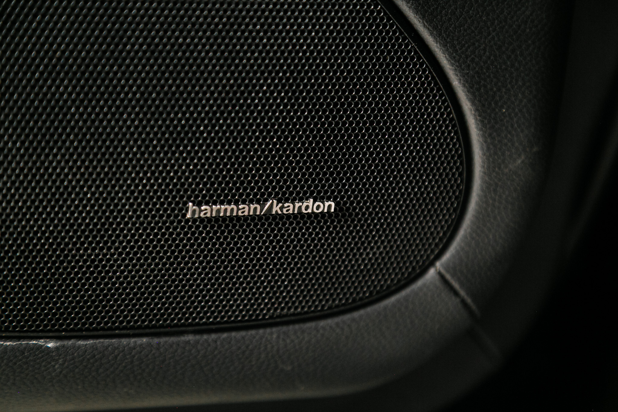 Mercedes-Benz SL-Class 2dr Roadster 5.5L V8 2009