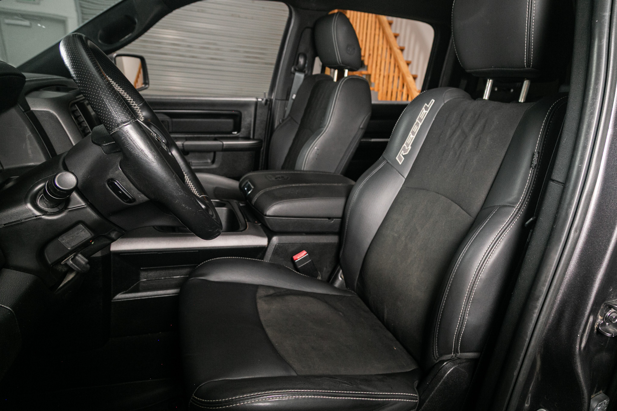 RAM 1500 Rebel 4x4 Crew Cab 5'7" Box 2017