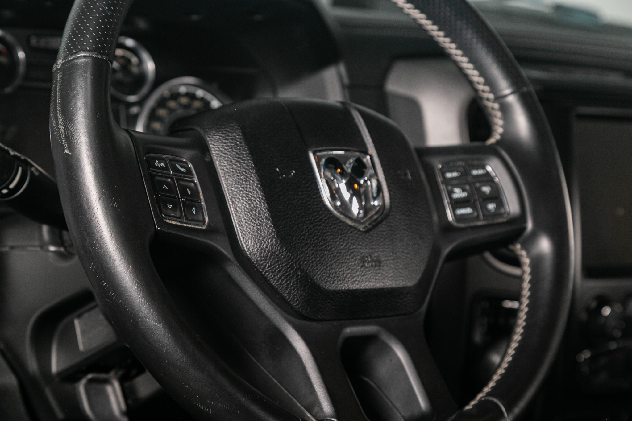 RAM 1500 Rebel 4x4 Crew Cab 5'7" Box 2017