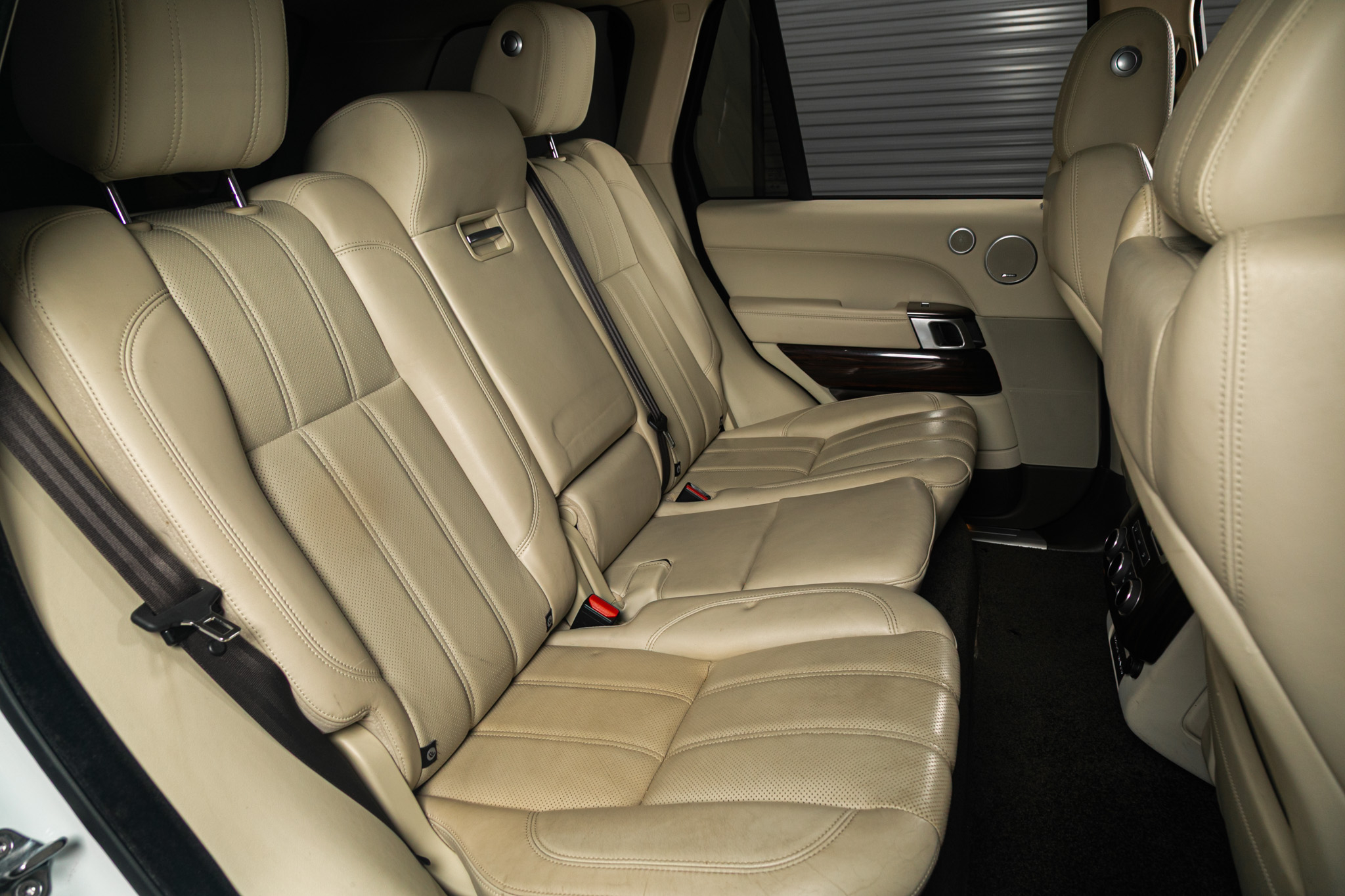 Land Rover Range Rover V6 Supercharged HSE SWB 2017 Land Rover Range Rover V6 Supercharged HSE SWB 2017