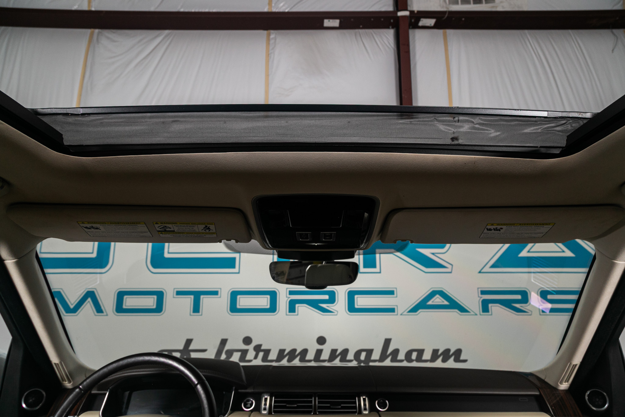 Land Rover Range Rover V6 Supercharged HSE SWB 2017 Land Rover Range Rover V6 Supercharged HSE SWB 2017