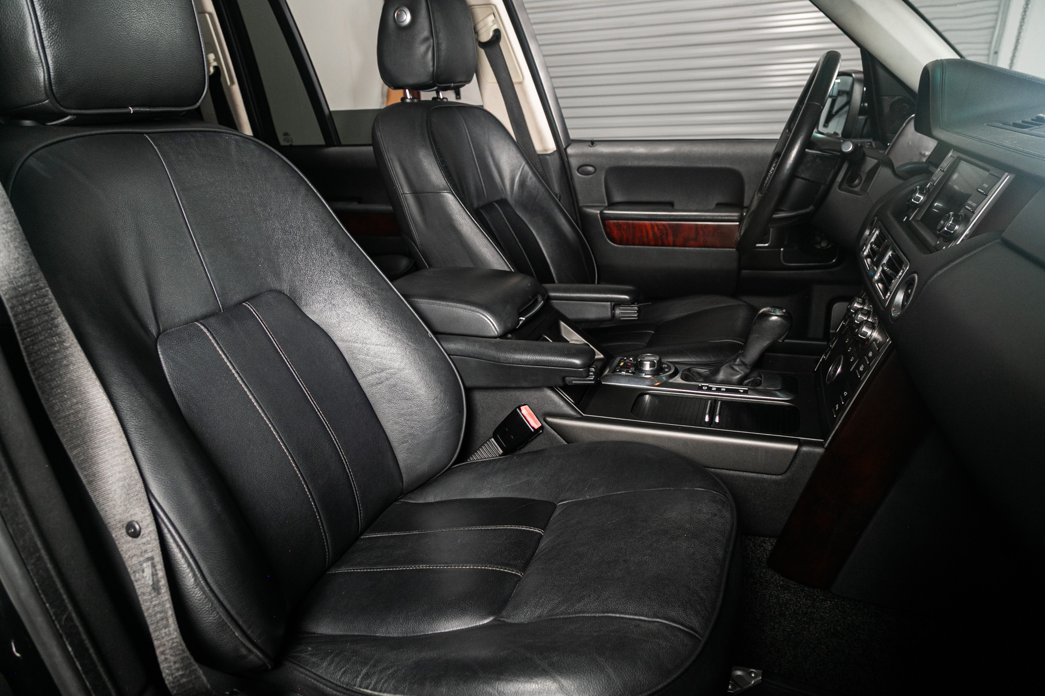 Land Rover Range Rover 4WD 4dr HSE 2011