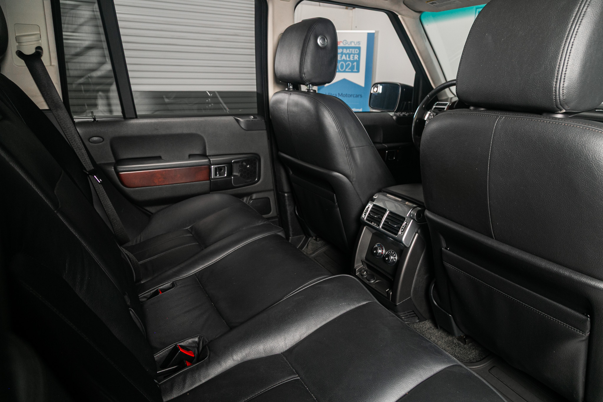 Land Rover Range Rover 4WD 4dr HSE 2011