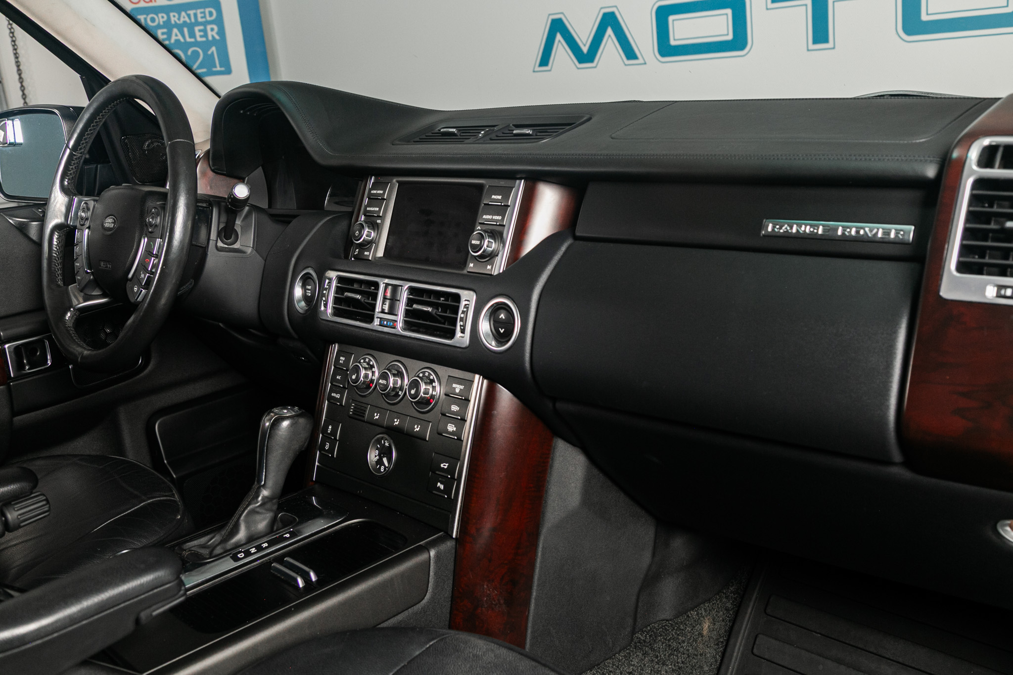 Land Rover Range Rover 4WD 4dr HSE 2011