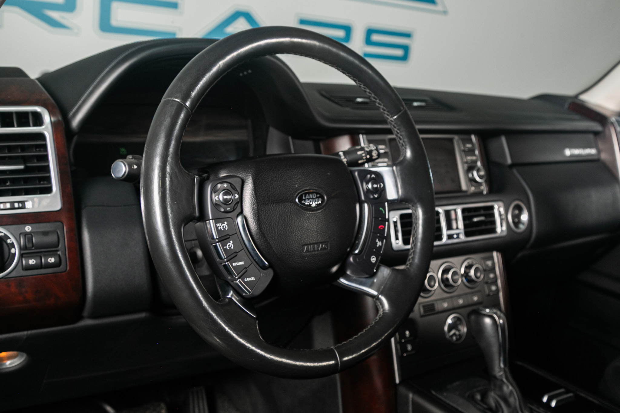 Land Rover Range Rover 4WD 4dr HSE 2011