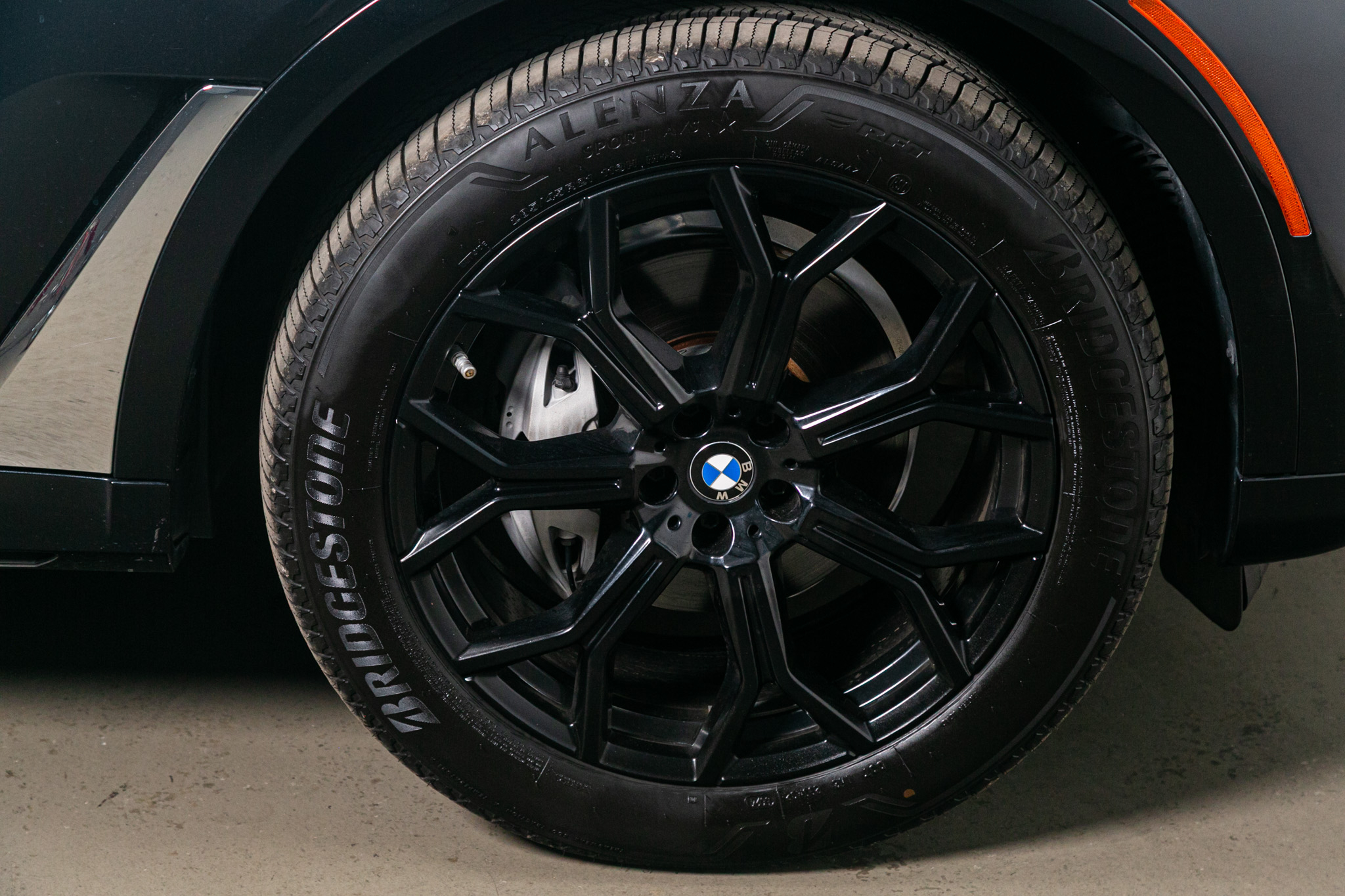 BMW X7 xDrive40i Sports Activity Vehicle 2020