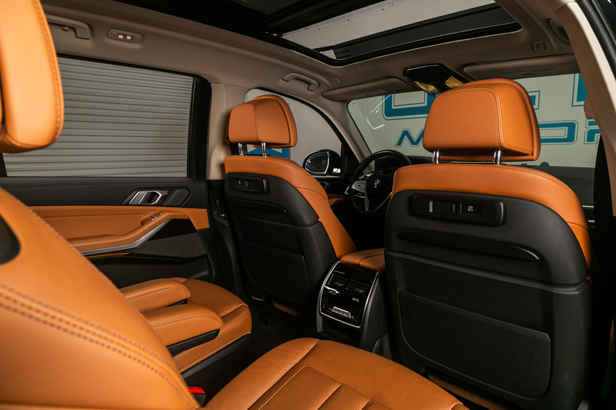 BMW X7 xDrive40i Sports Activity Vehicle 2020