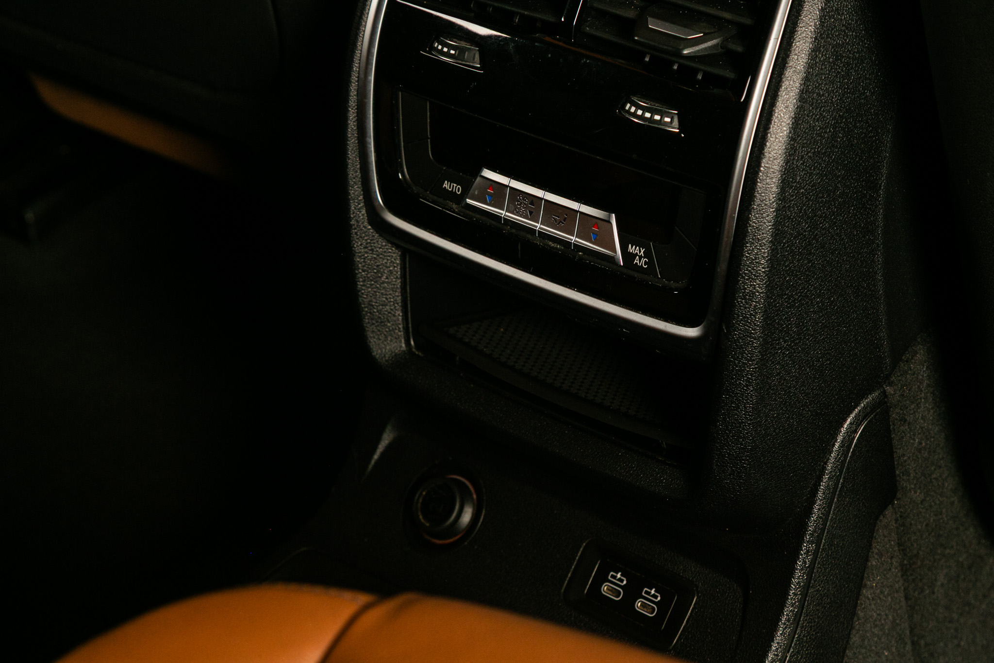 BMW X7 xDrive40i Sports Activity Vehicle 2020