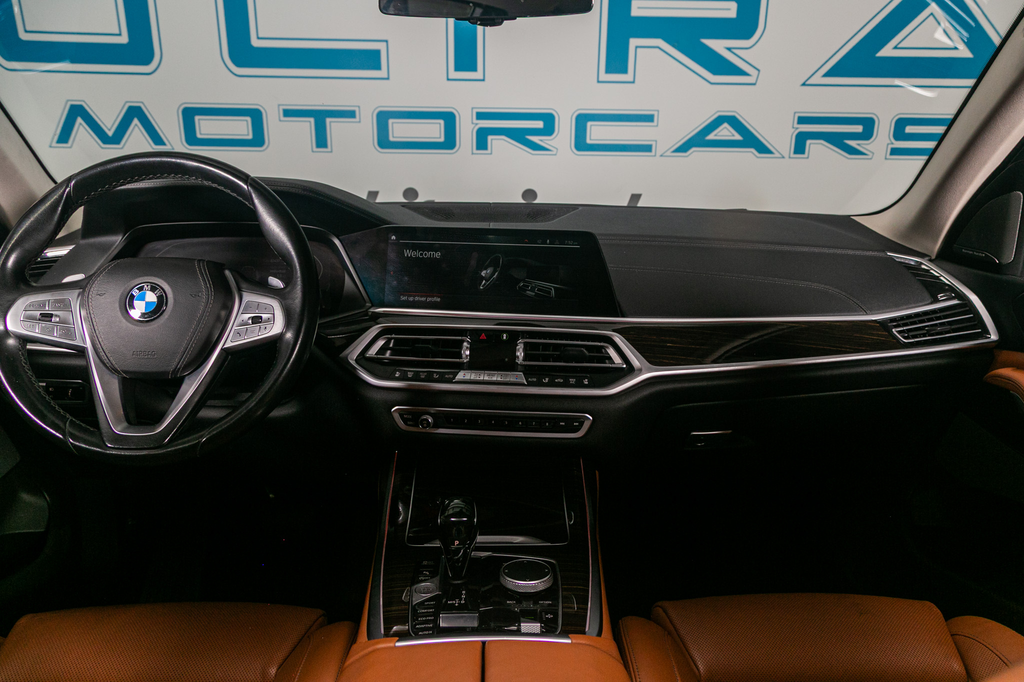 BMW X7 xDrive40i Sports Activity Vehicle 2020