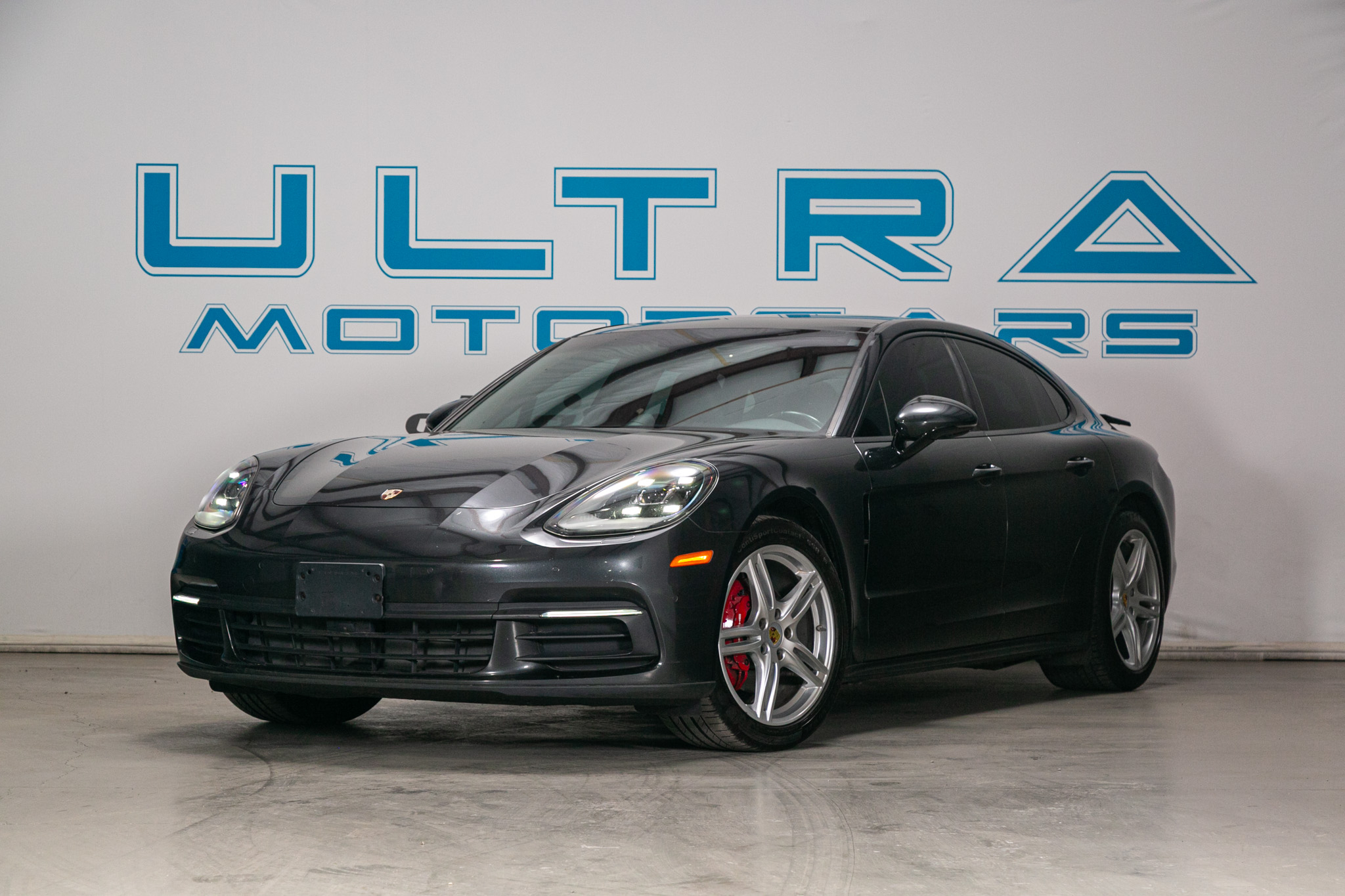 Porsche Panamera 4 2018